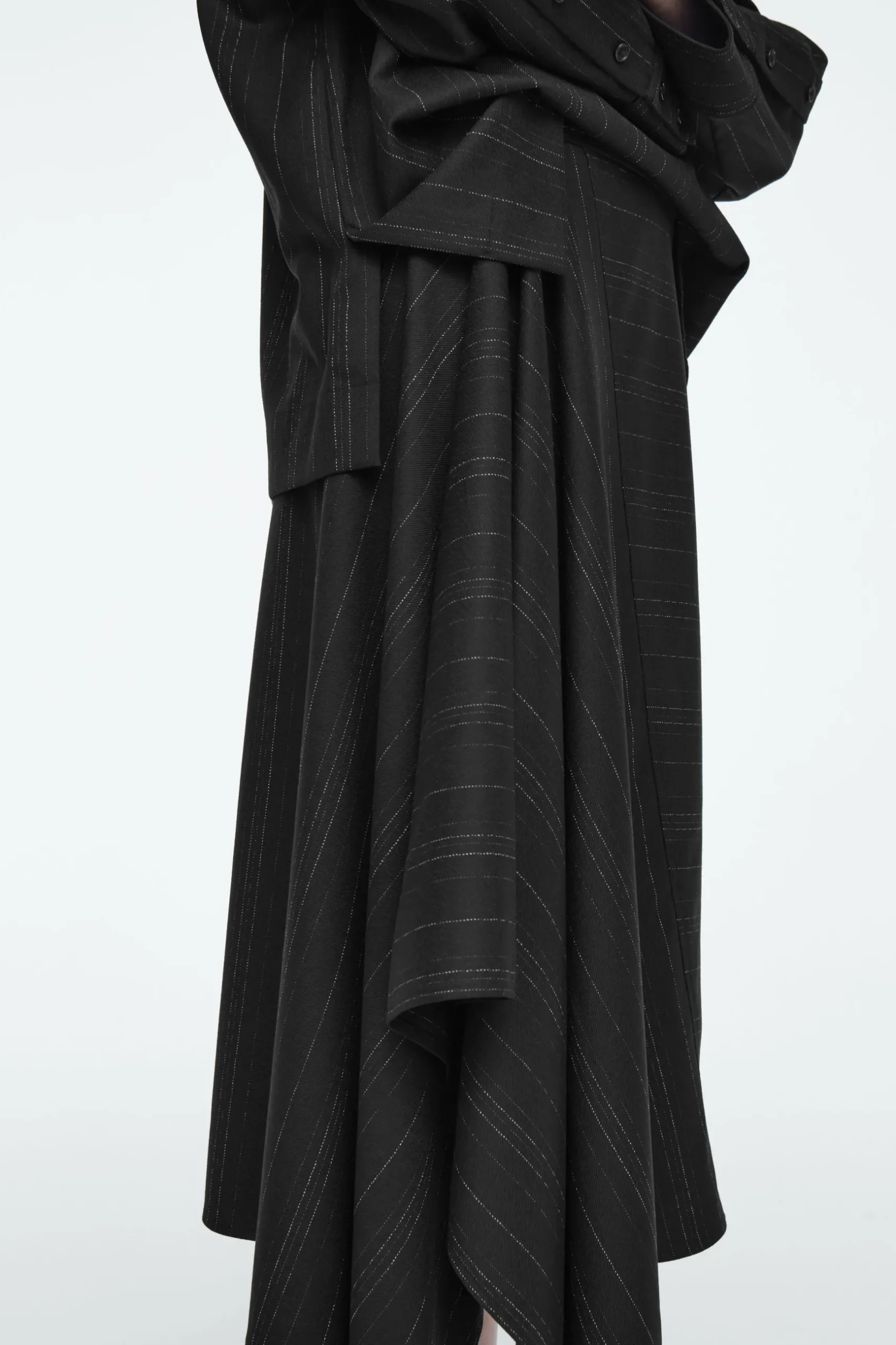 Fashion COS ASYMETRYCZNA WEŁNIANA SPÓDNICA W PRĄŻKI