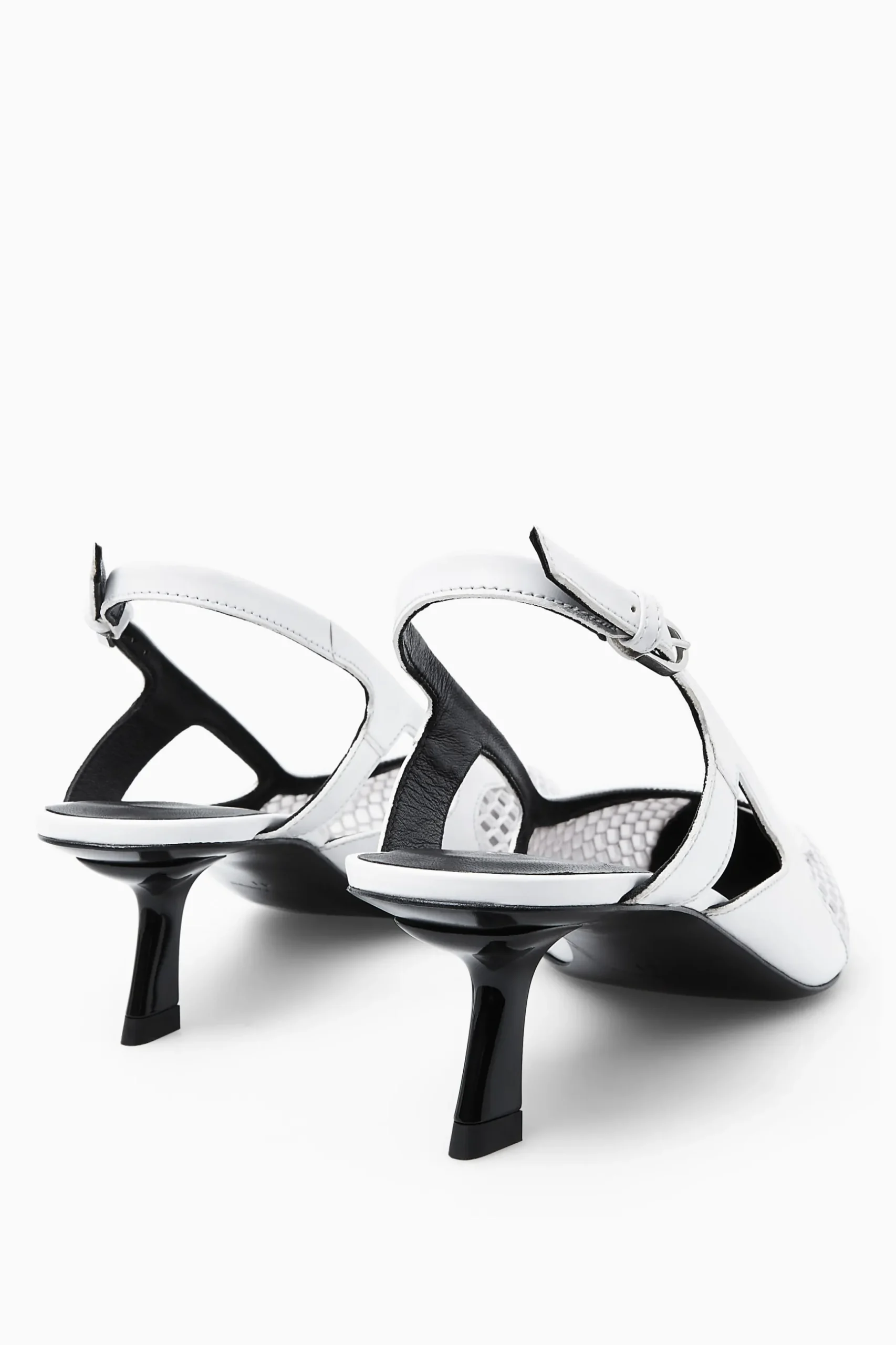 Clearance COS BUTY Z SIATECZKĄ I SPICZASTYM CZUBKIEM NA OBCASIE
