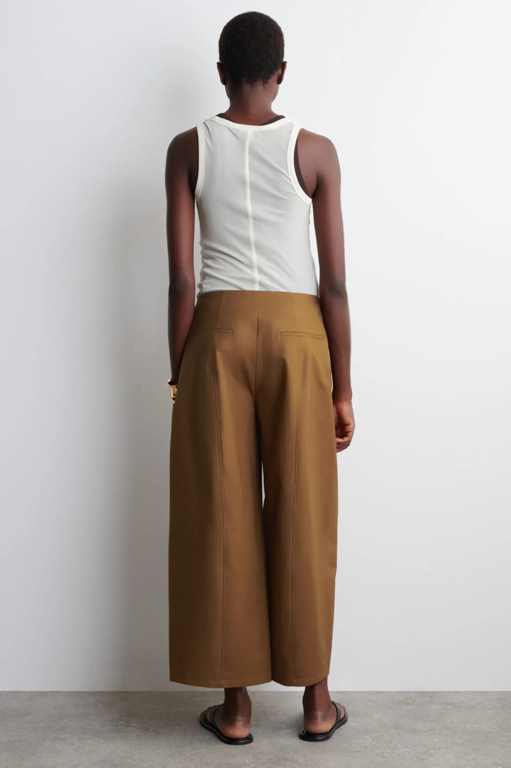 Best COS CROPPED BARRELLEG COTTON TROUSERS