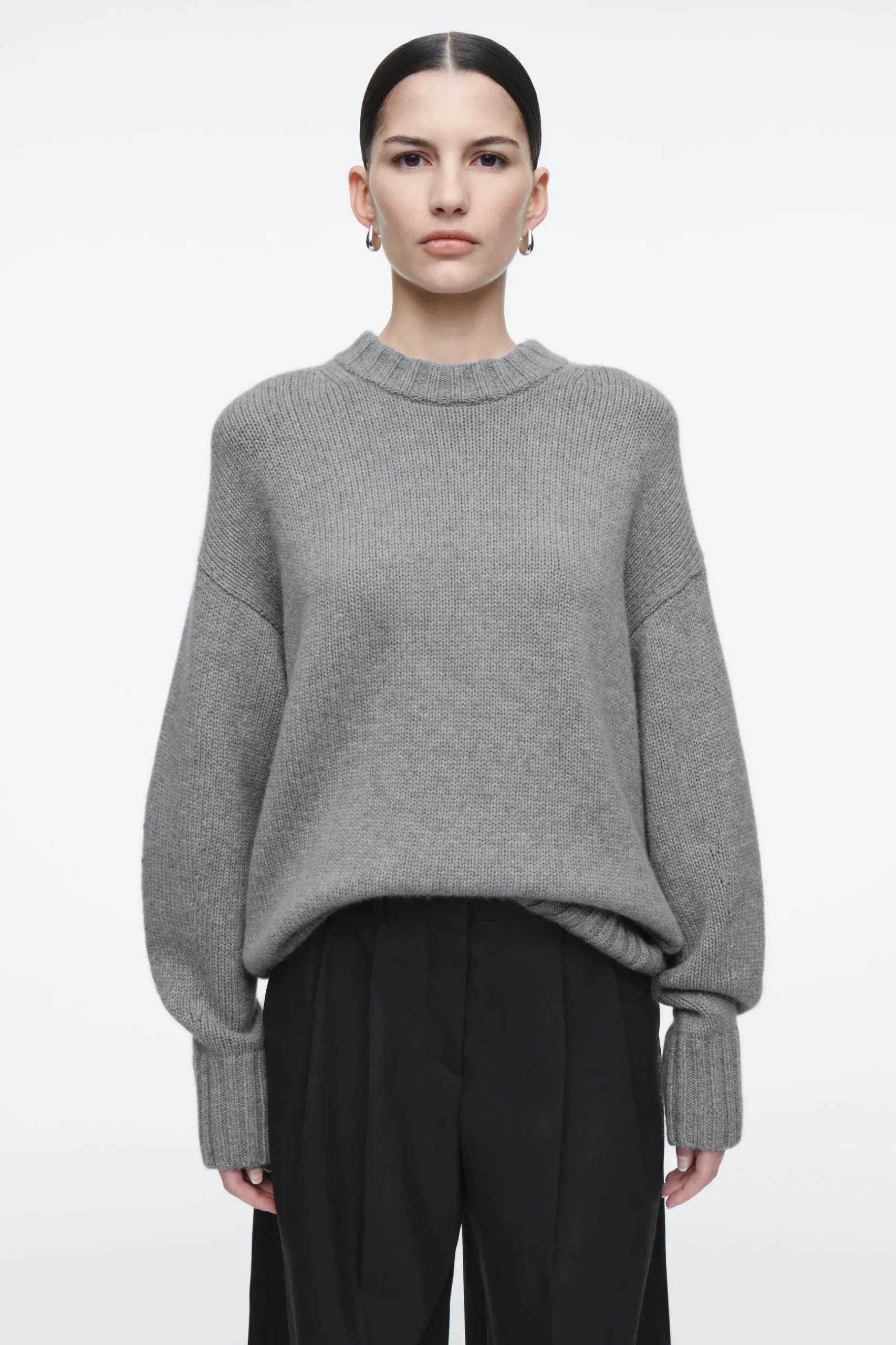 Best COS GRUBY SWETER Z CZYSTEGO KASZMIRU