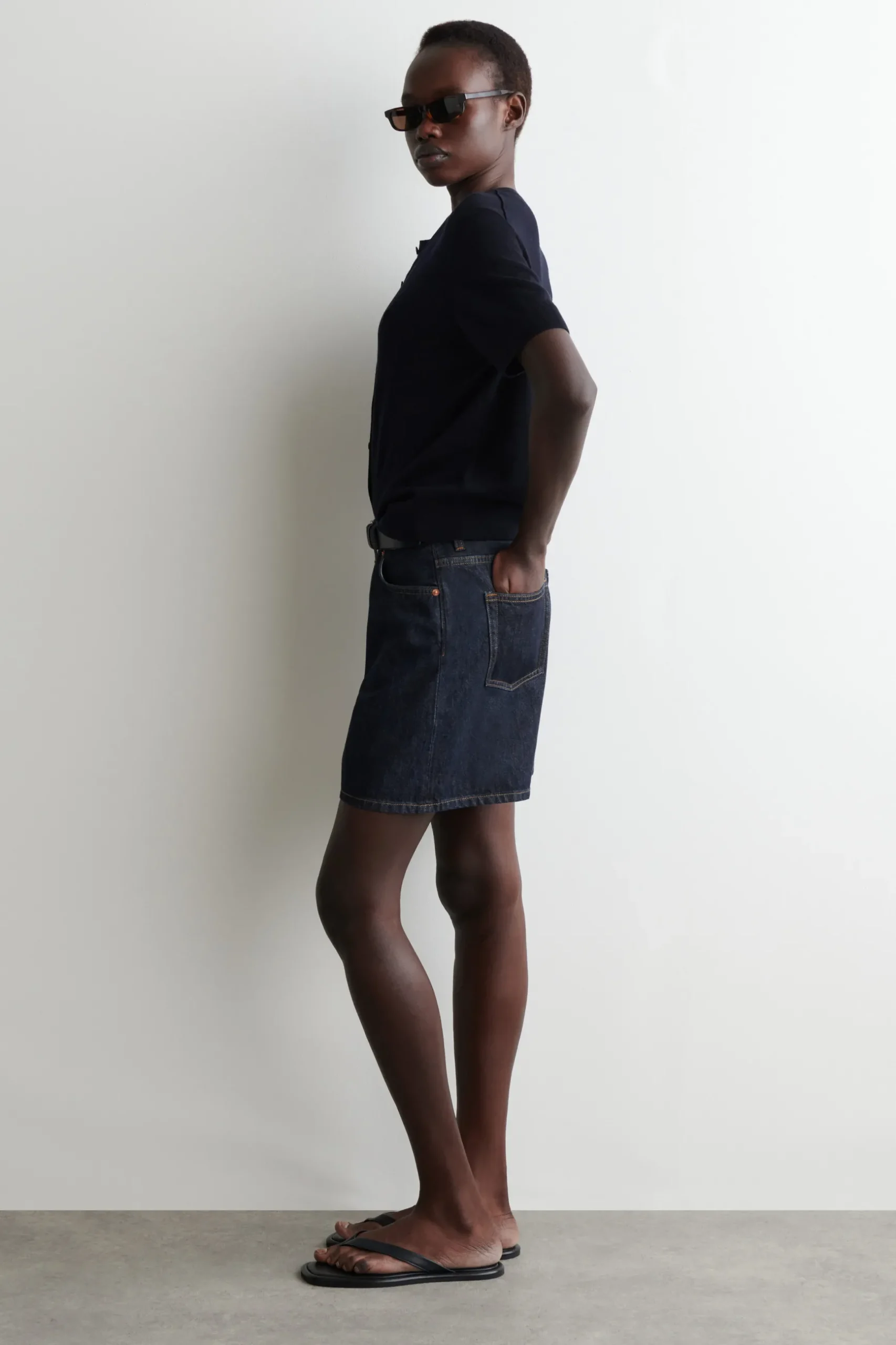 New COS JEANSOWE SZORTY Z WYSOKIM STANEM