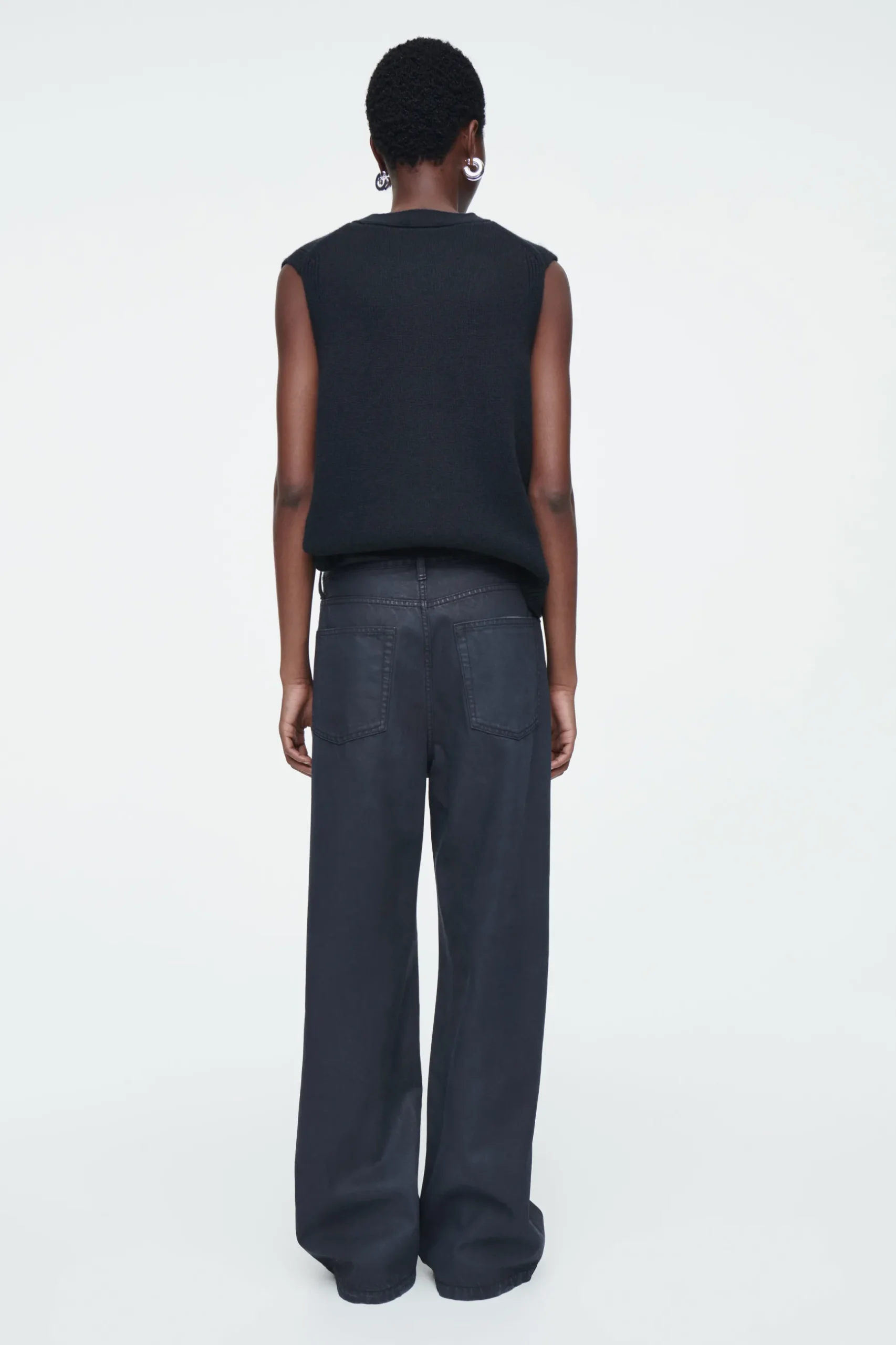 Sale COS JEANSY „VOLUME” Z SZEROKIMI NOGAWKAMI