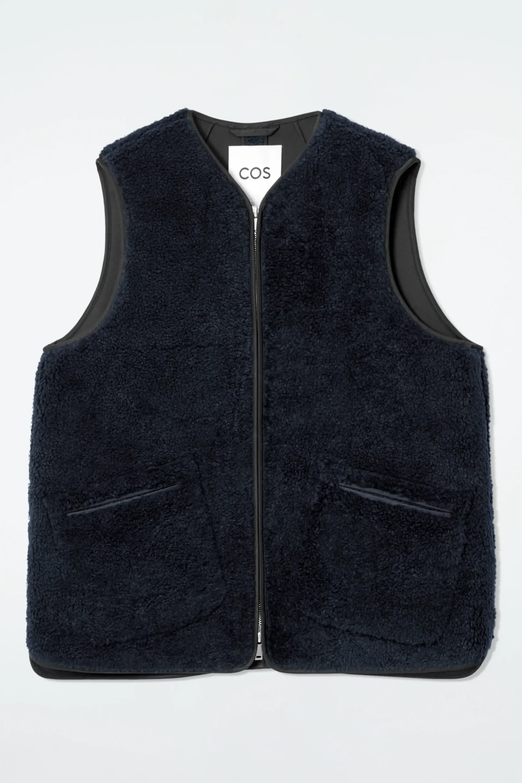 Sale COS KAMIZELKA Z IMITACJI KOŻUSZKA – OVERSIZED FIT