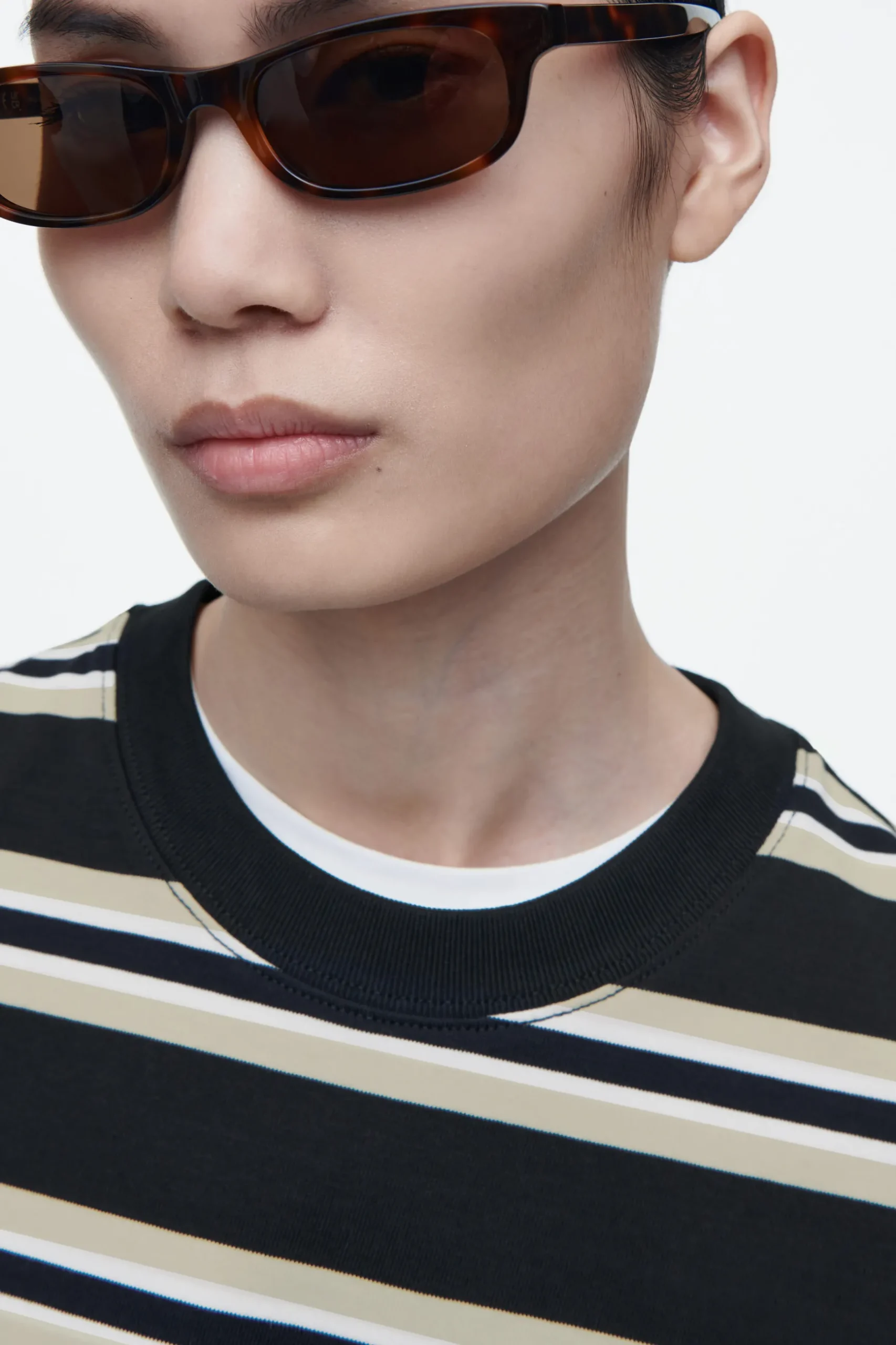 Fashion COS KLASYCZNY T-SHIRT