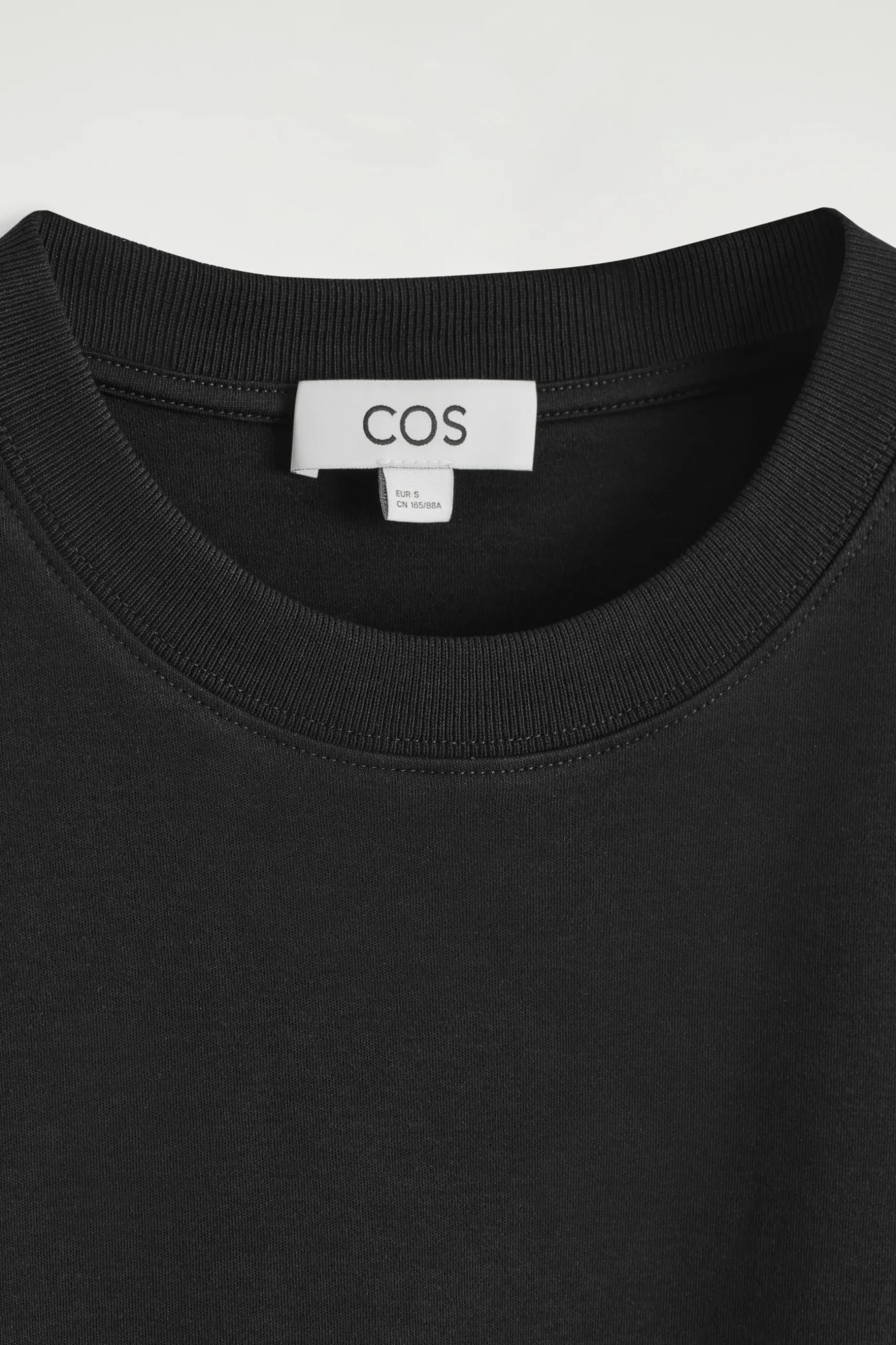 Discount COS KLASYCZNY T-SHIRT