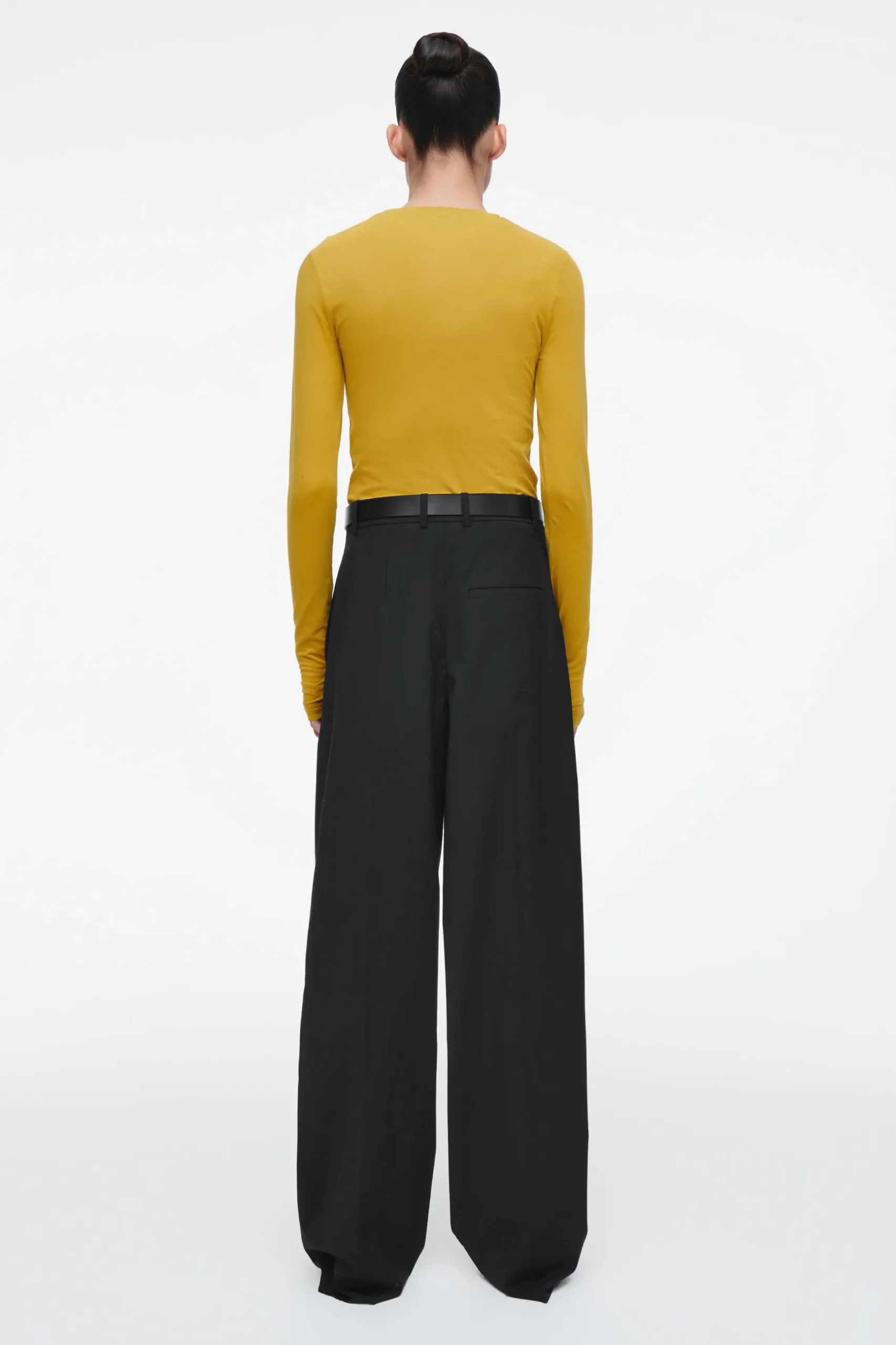 Sale COS LEKKA BLUZKA Z DŁUGIM RĘKAWEM – SLIM FIT