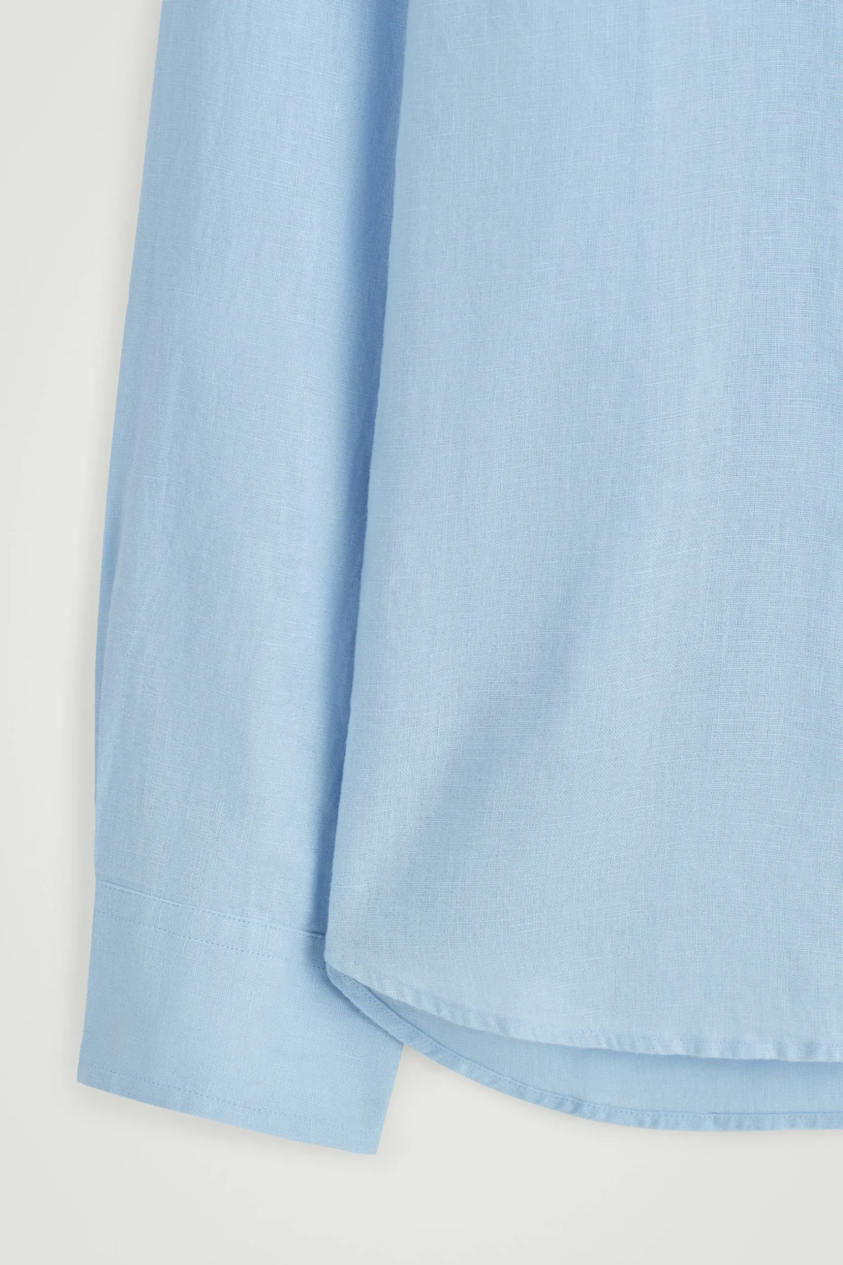Sale COS LNIANA KOSZULA Z DŁUGIM RĘKAWEM – RELAXED FIT Jasnoniebieski