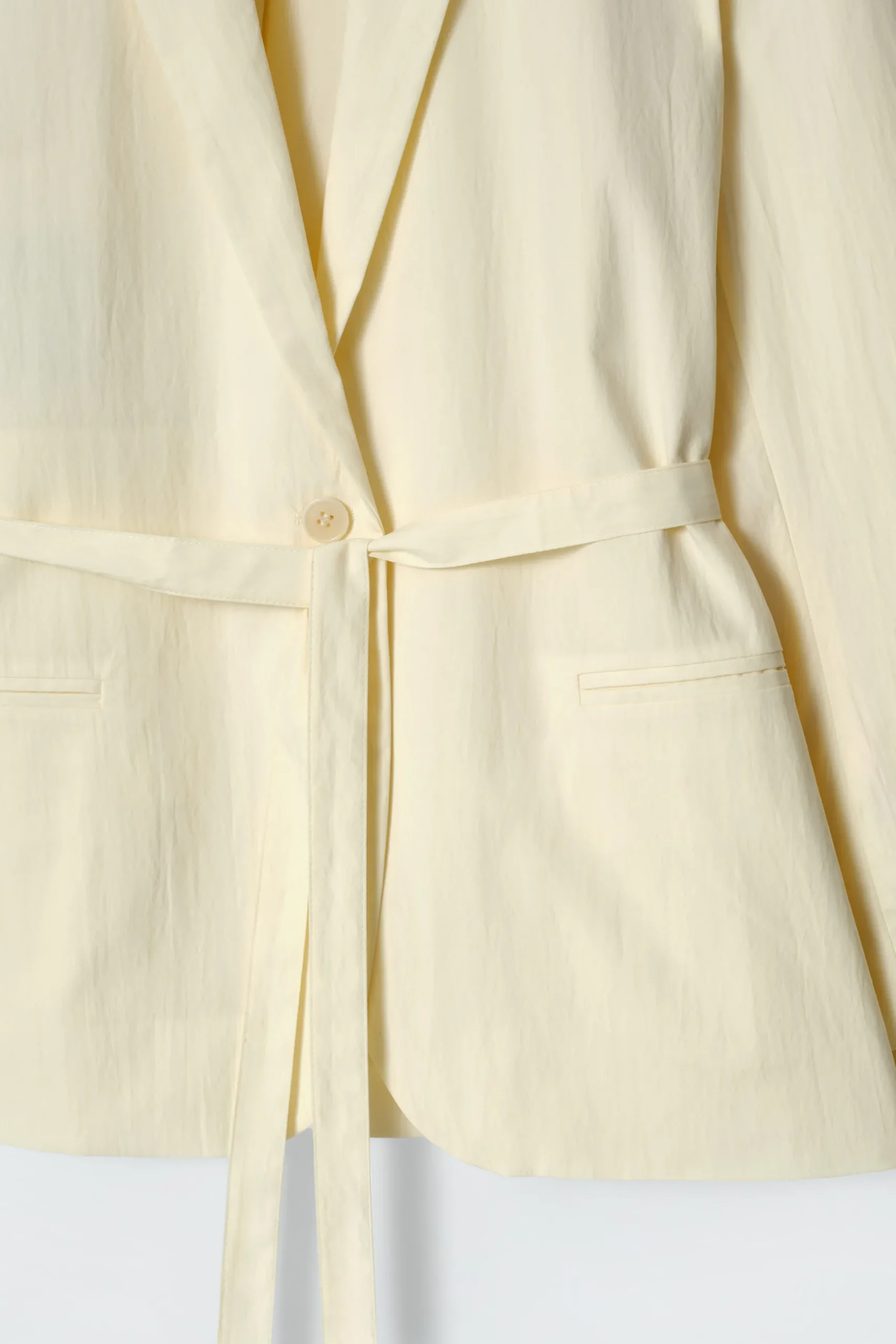 Outlet COS MARYNARKA Z WIĄZANIEM W TALII