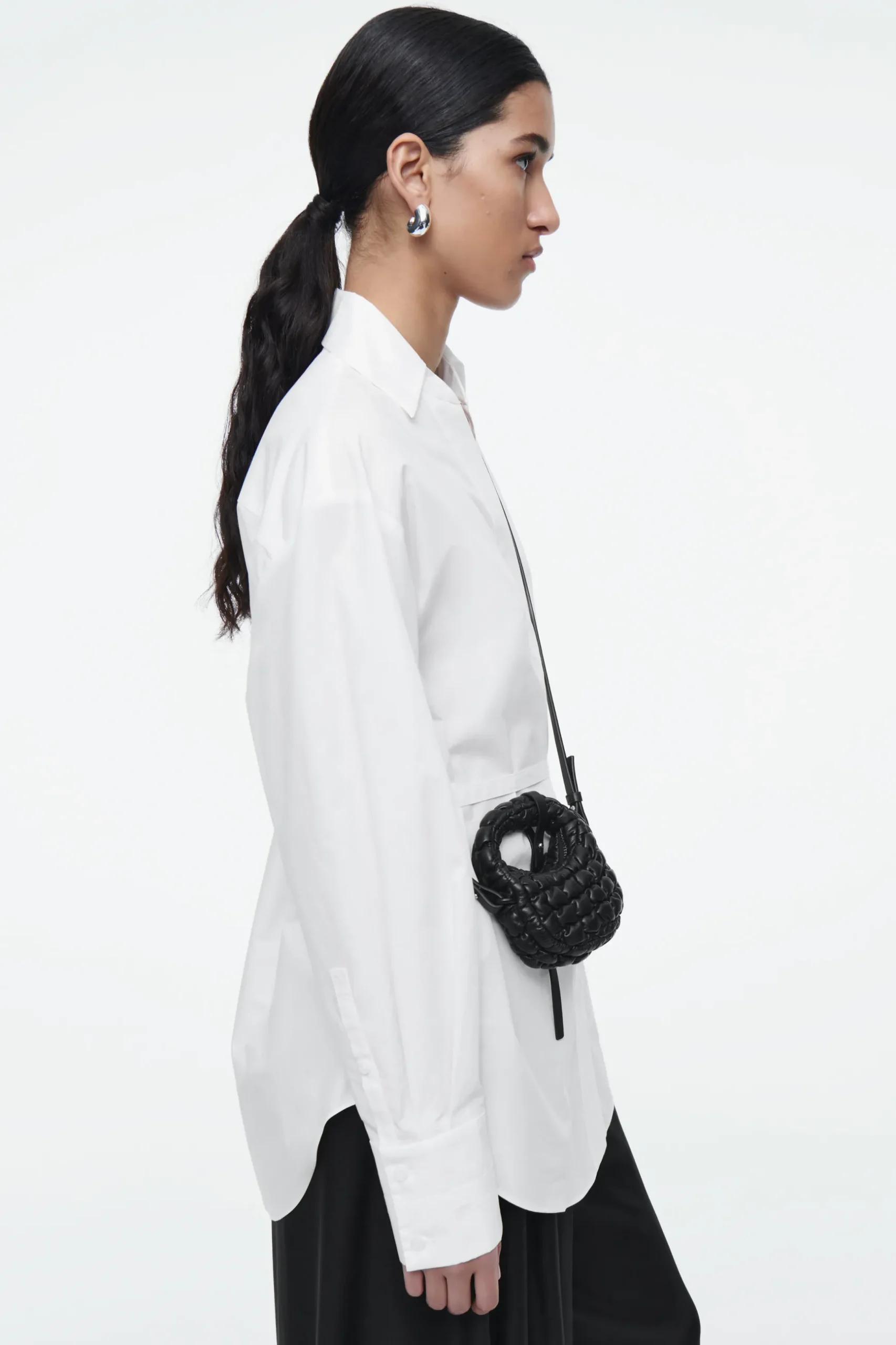 Fashion COS PIKOWANA TOREBKA TYPU CROSSBODY – WERSJA NANO Czarny