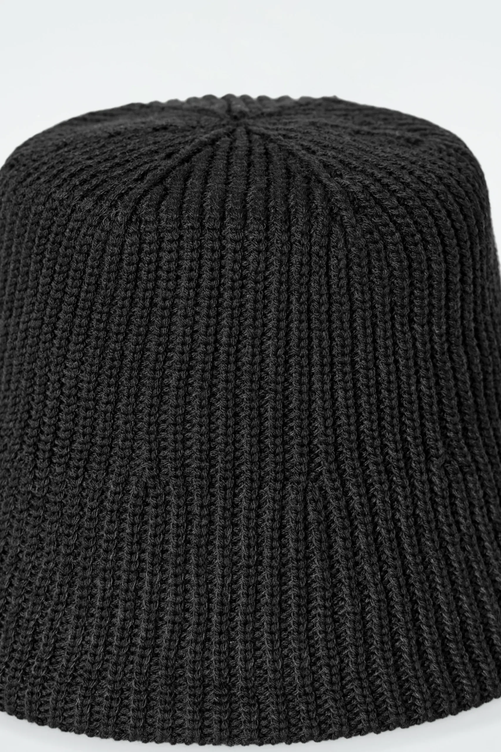 New COS PRĄŻKOWANY KAPELUSZ TYPU BUCKET Z WEŁNĄ Czarny