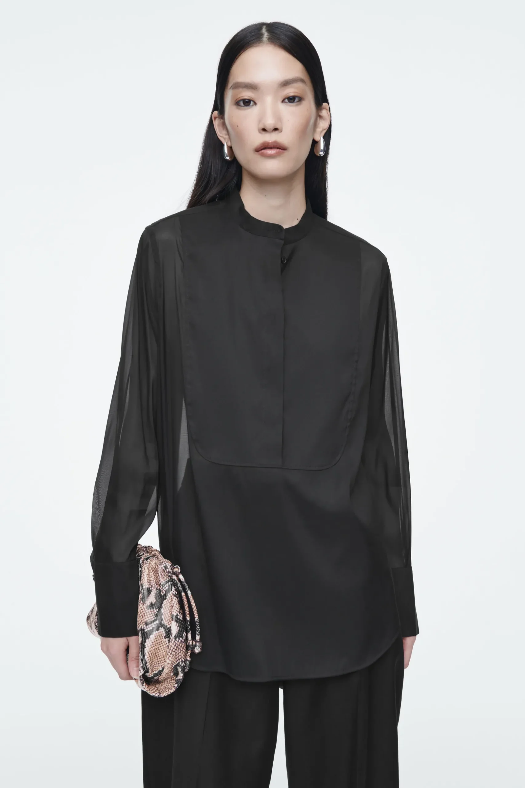 Best COS PRZEŚWITUJĄCA KOSZULA SMOKINGOWA – RELAXED FIT