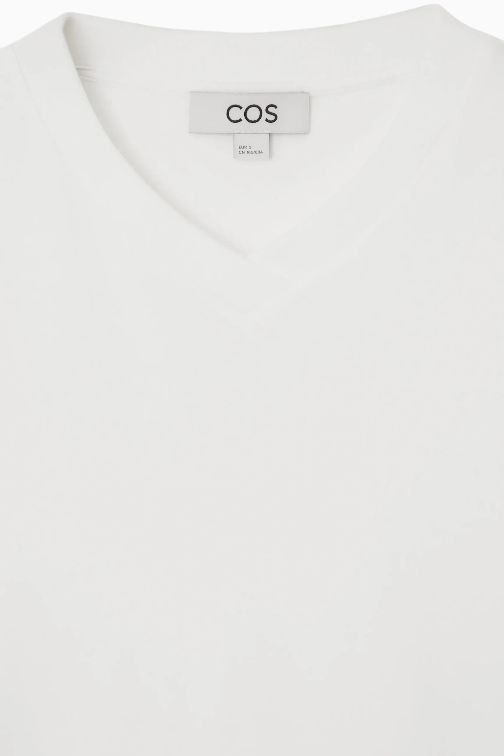 Sale COS PUDEŁKOWY T-SHIRT Z DEKOLTEM W SEREK – REGULAR FIT