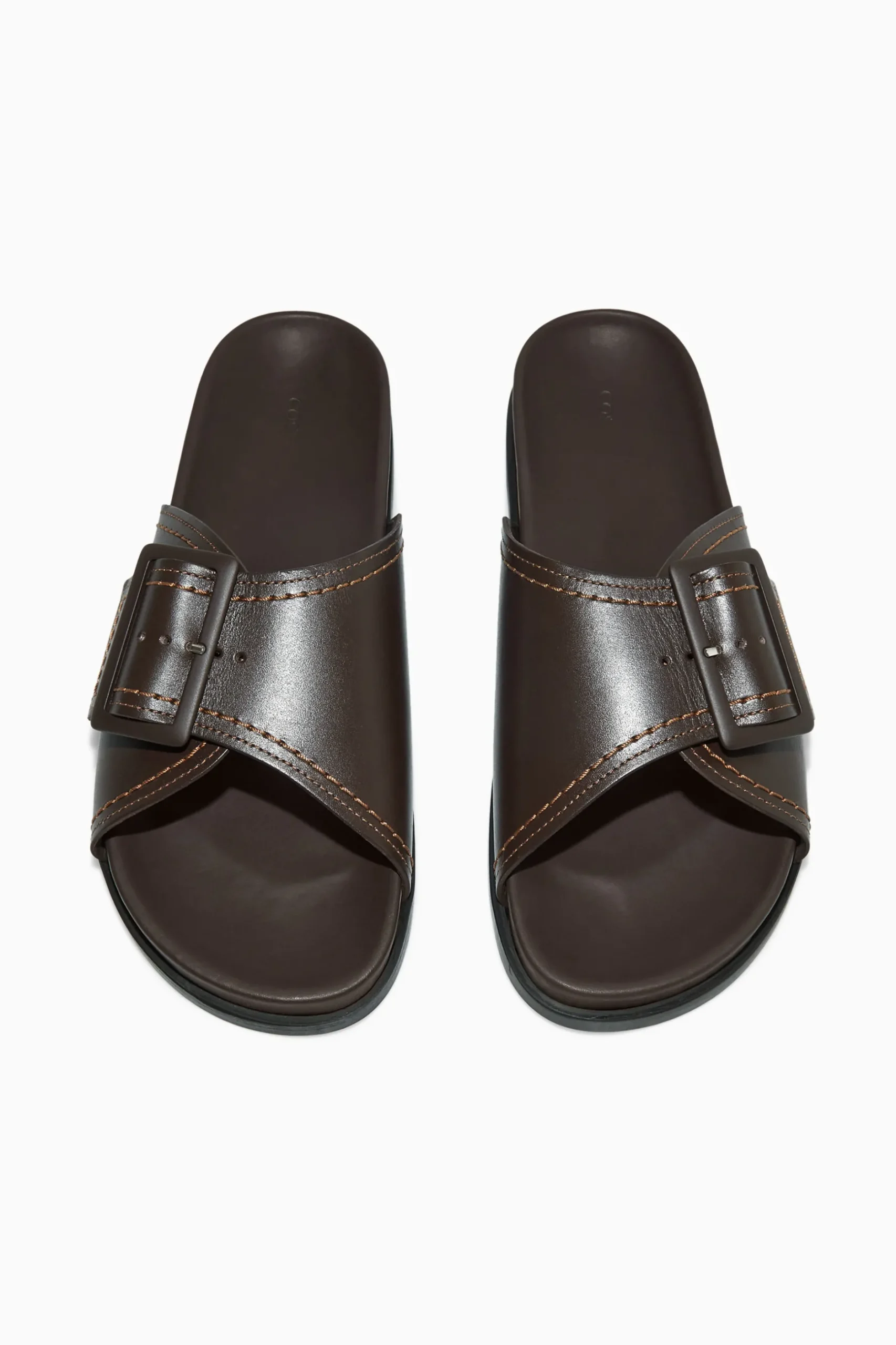 Discount COS SKÓRZANE KLAPKI Z KONTRASTOWYMI PRZESZYCIAMI Brown
