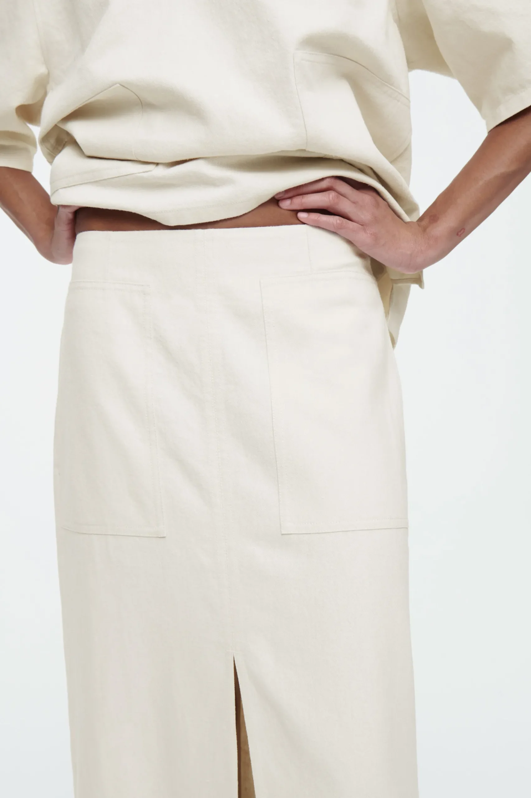 New COS SPÓDNICA MAXI Z DIAGONALU Z LNEM W STYLU UTILITY