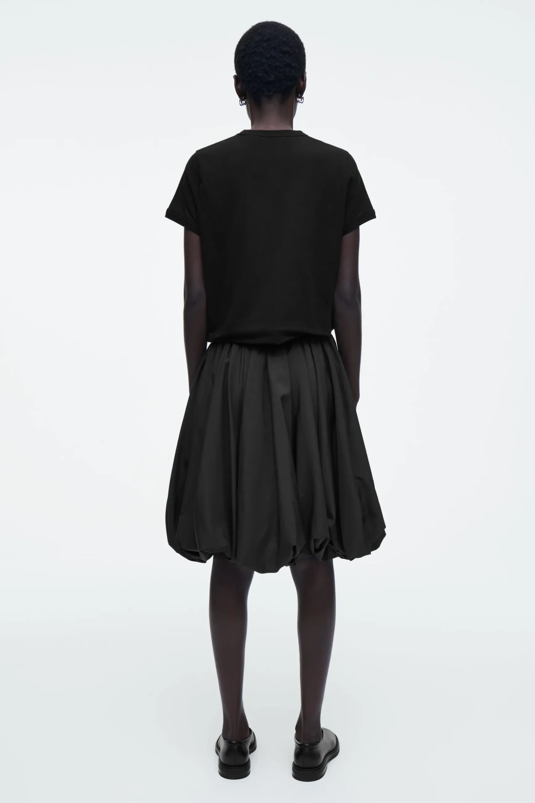 New COS SPÓDNICA MINI O KROJU BOMBKI