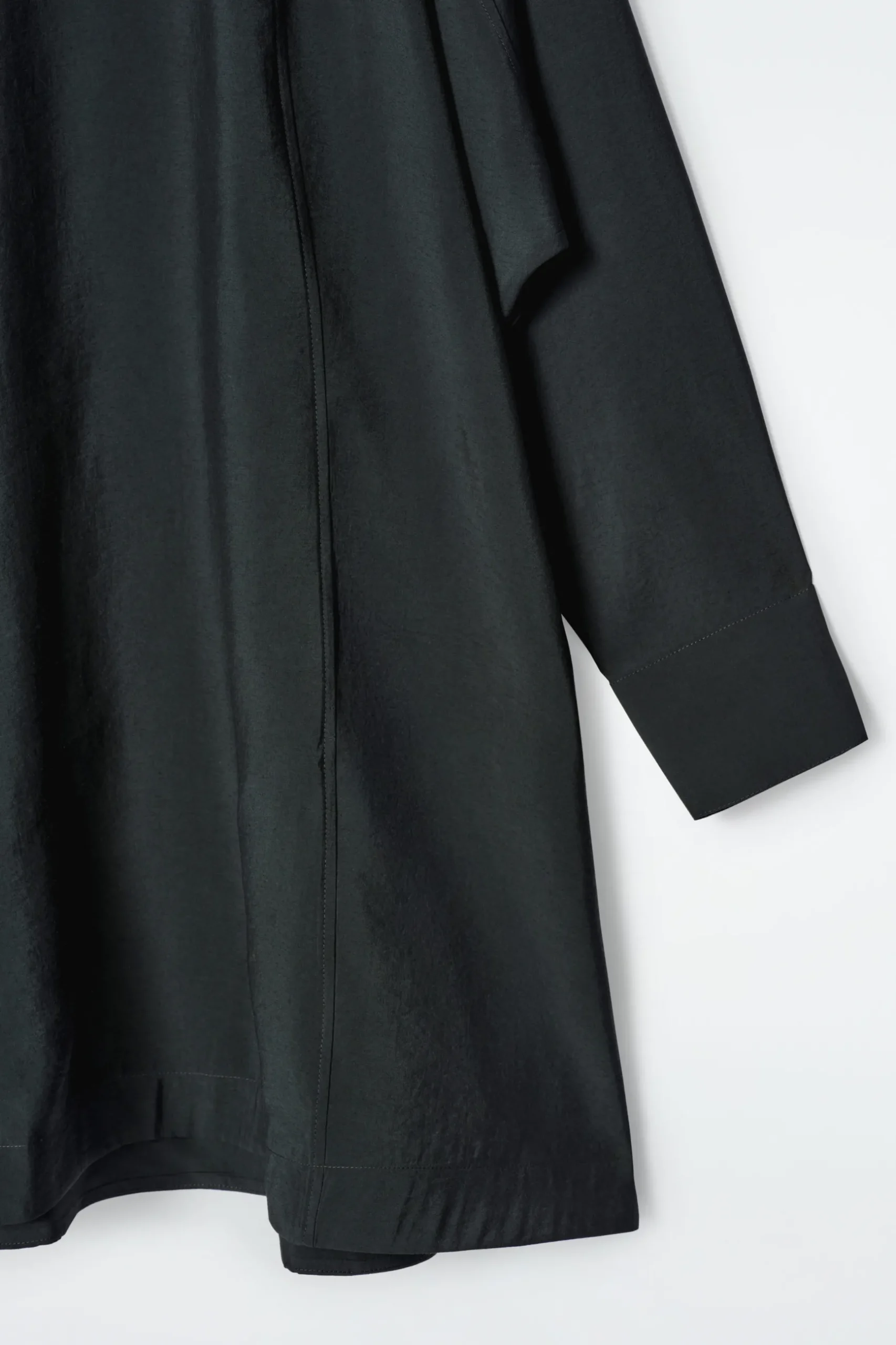 Best COS SUKIENKA MINI Z RĘKAWAMI TYPU DOLMAN