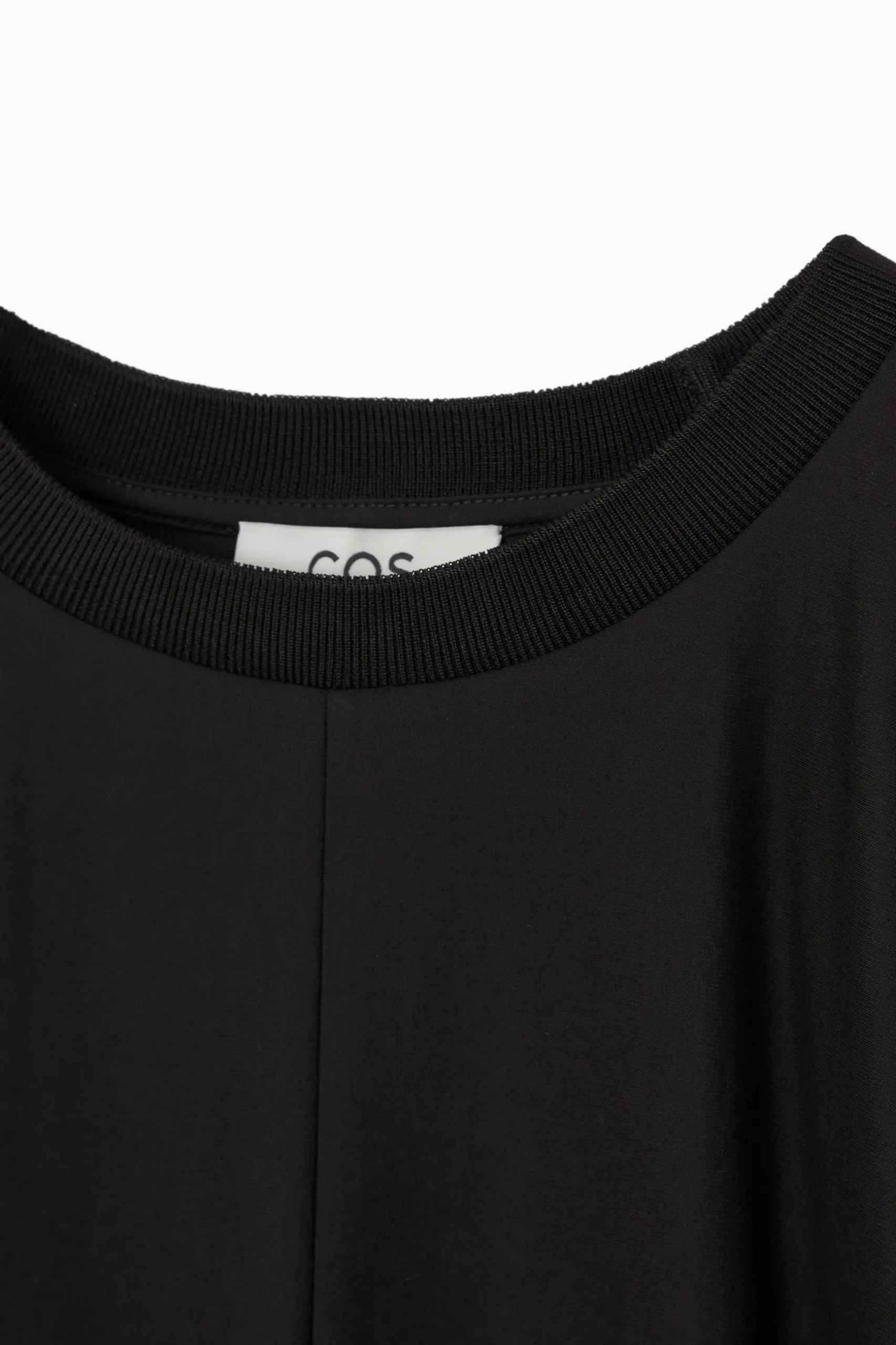 Discount COS SUKIENKA T-SHIRTOWA Z RĘKAWEM TYPU NIETOPERZ