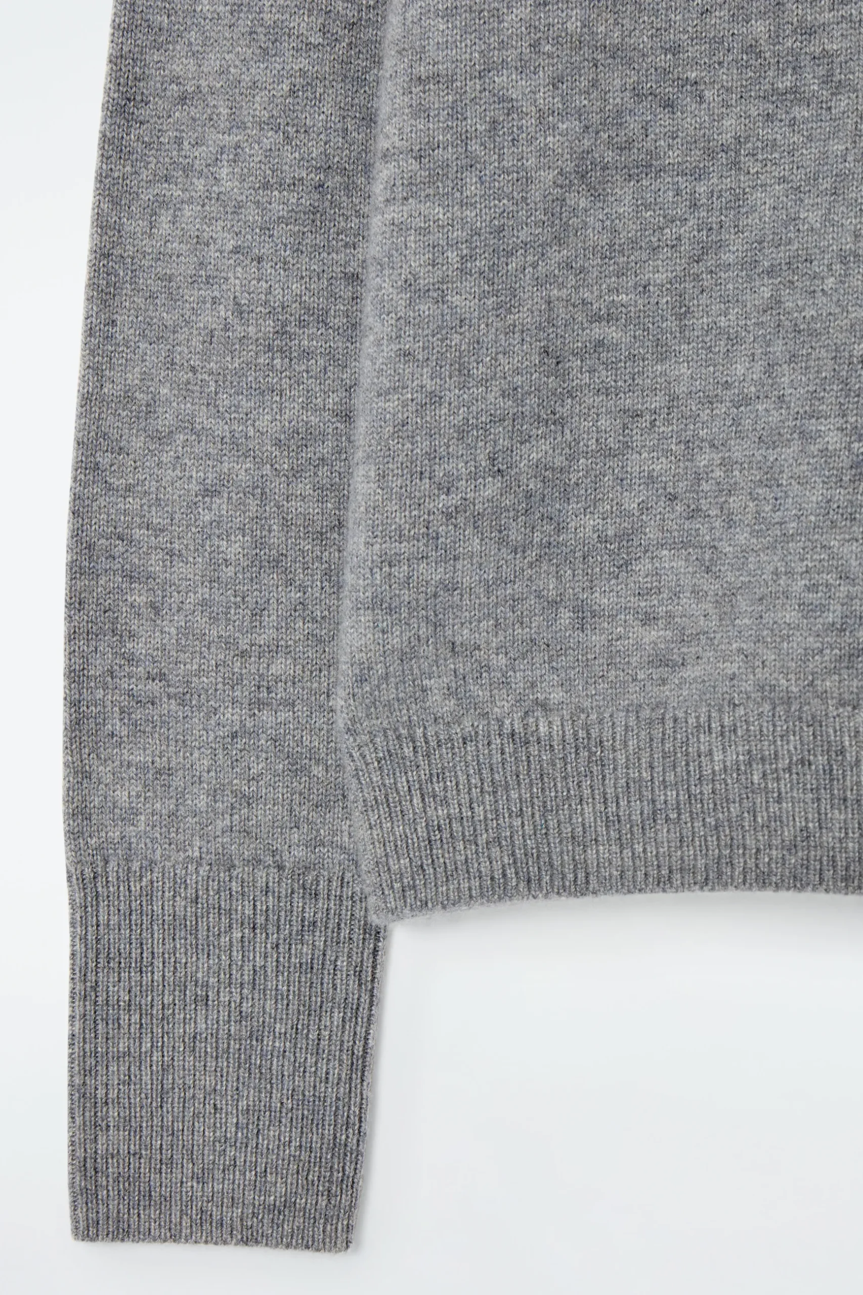 Outlet COS SWETER Z CZYSTEGO KASZMIRU
