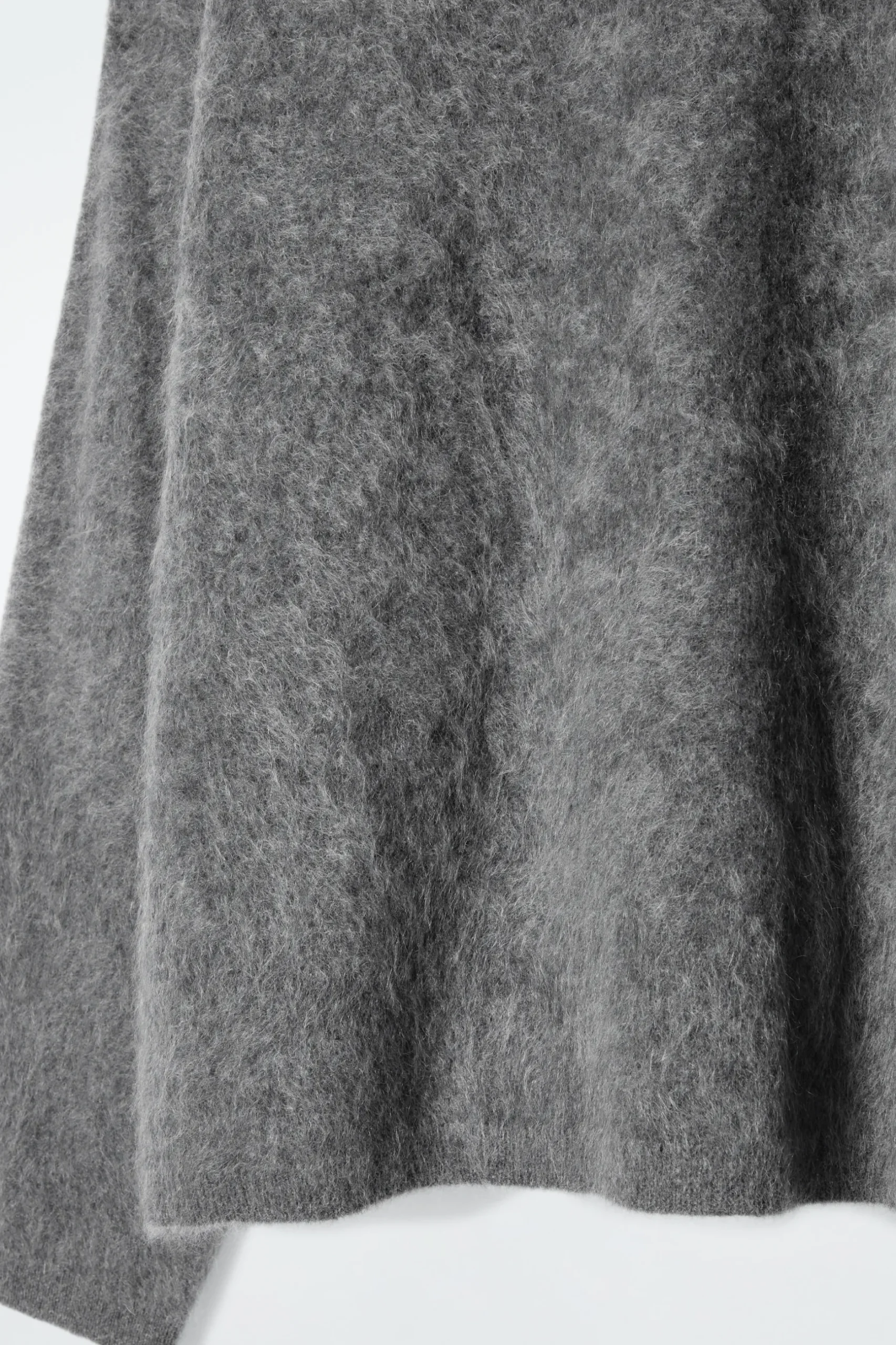 Best COS SWETER ZE SZCZOTKOWANEGO KASZMIRU Z PÓŁGOLFEM