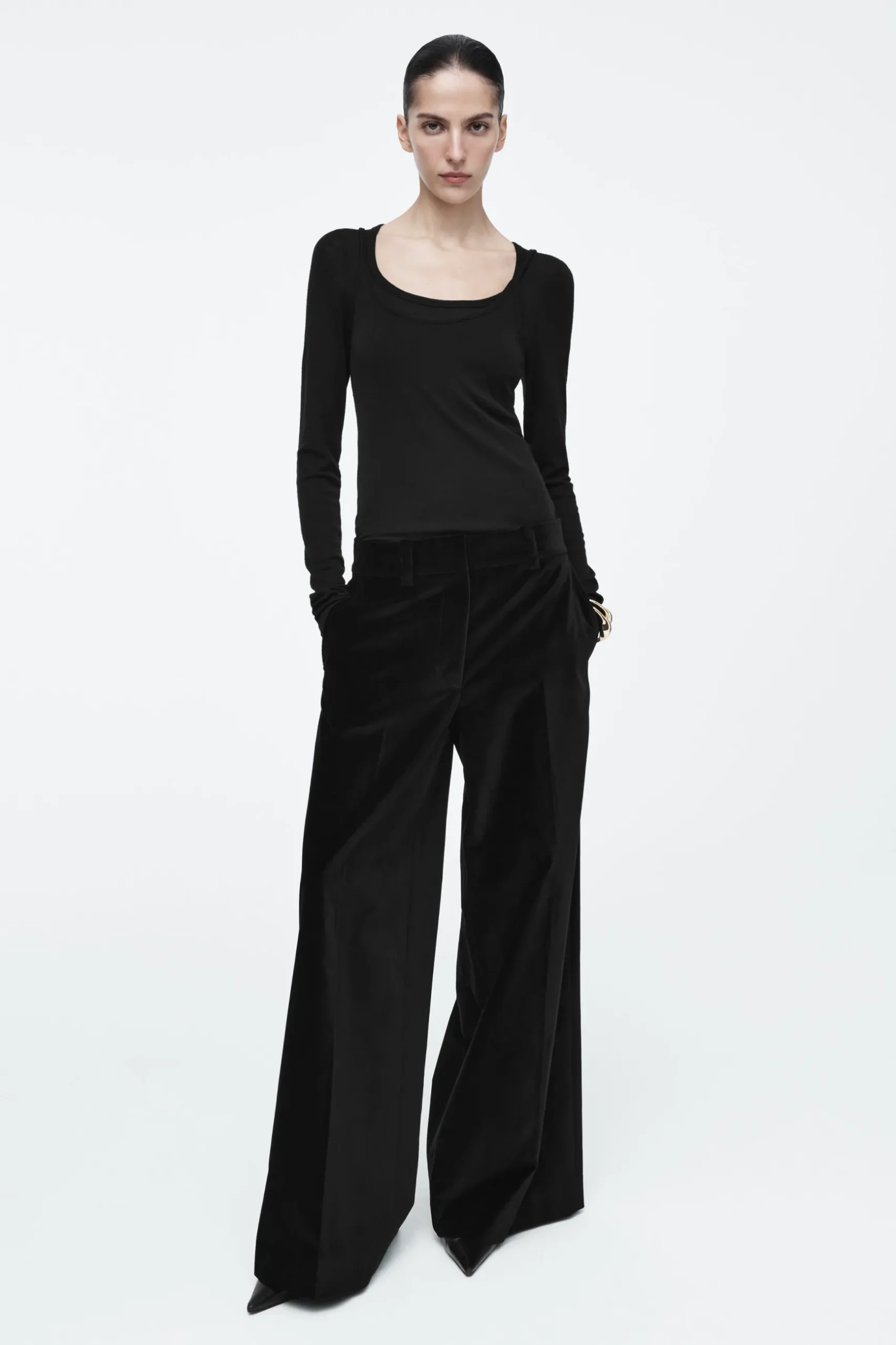 Fashion COS SZEROKIE SPODNIE Z AKSAMITU – RELAXED FIT
