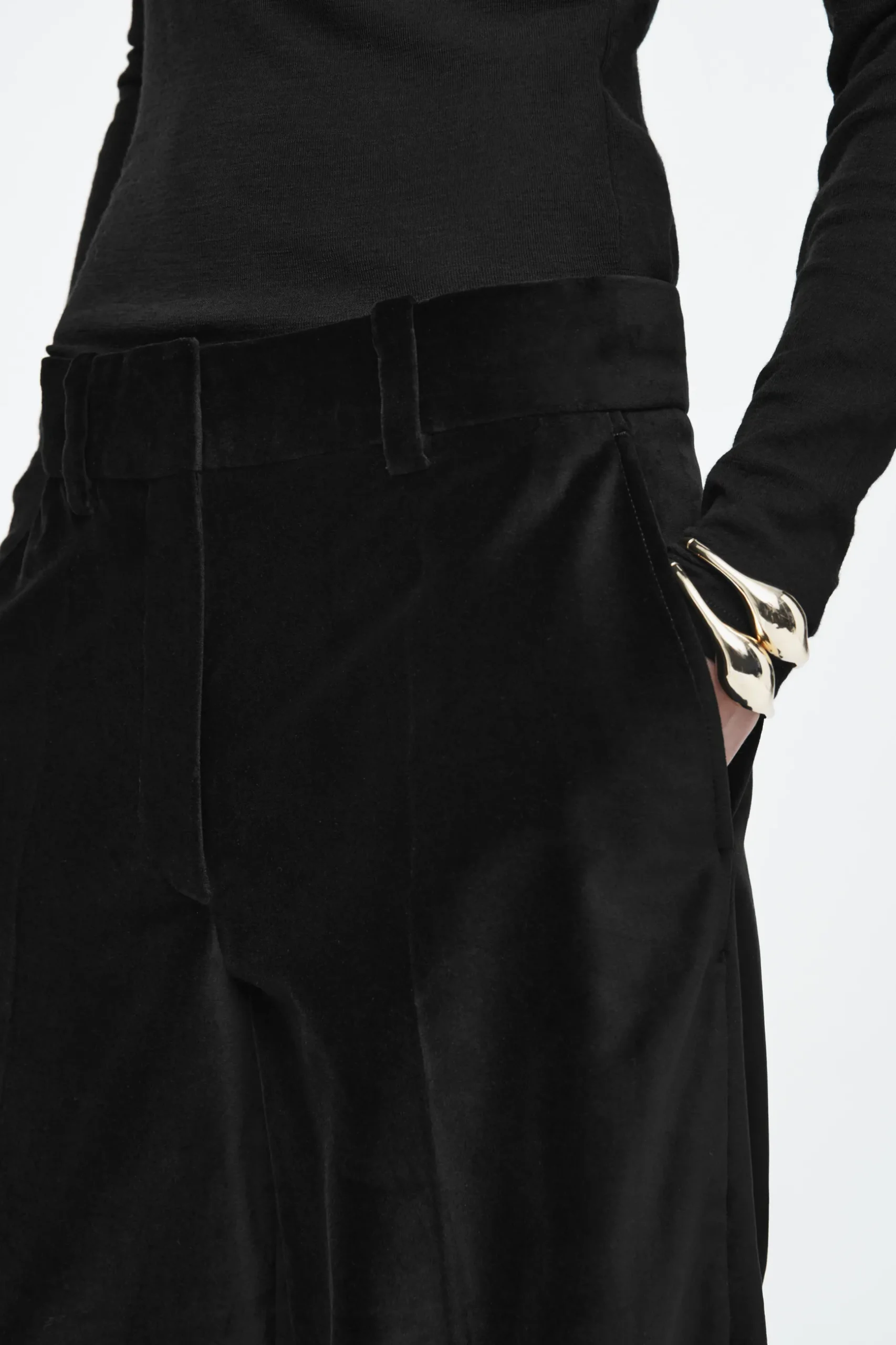 Fashion COS SZEROKIE SPODNIE Z AKSAMITU – RELAXED FIT