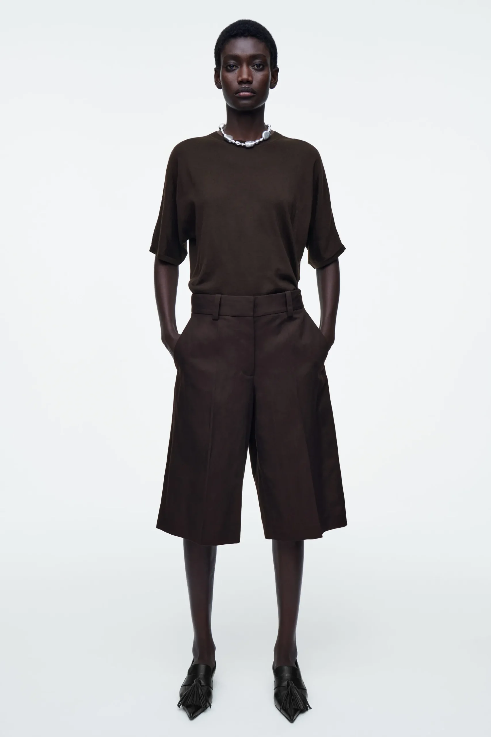 Fashion COS SZORTY DO KOLAN Z LNEM