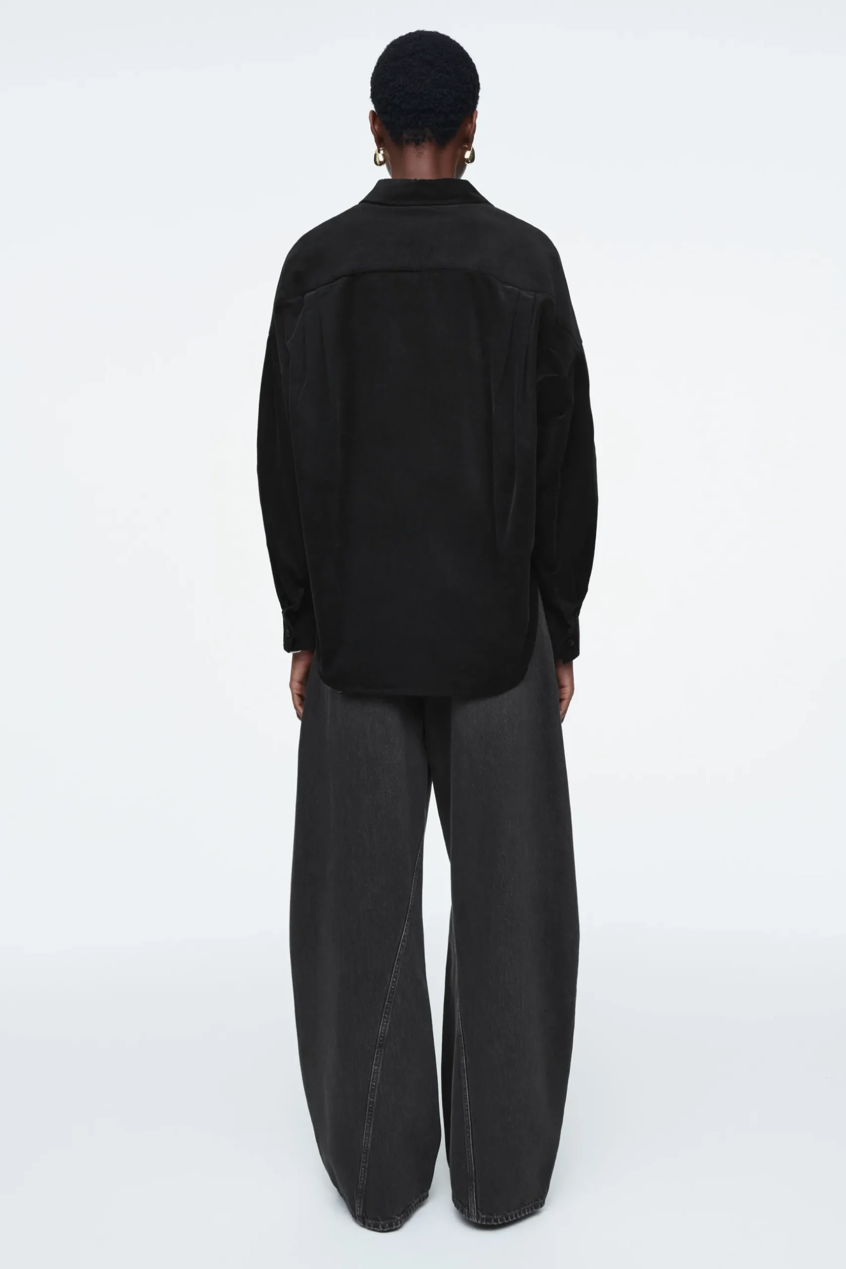 Best COS SZTRUKSOWA KOSZULA Z PÓŁPLISĄ – RELAXED FIT
