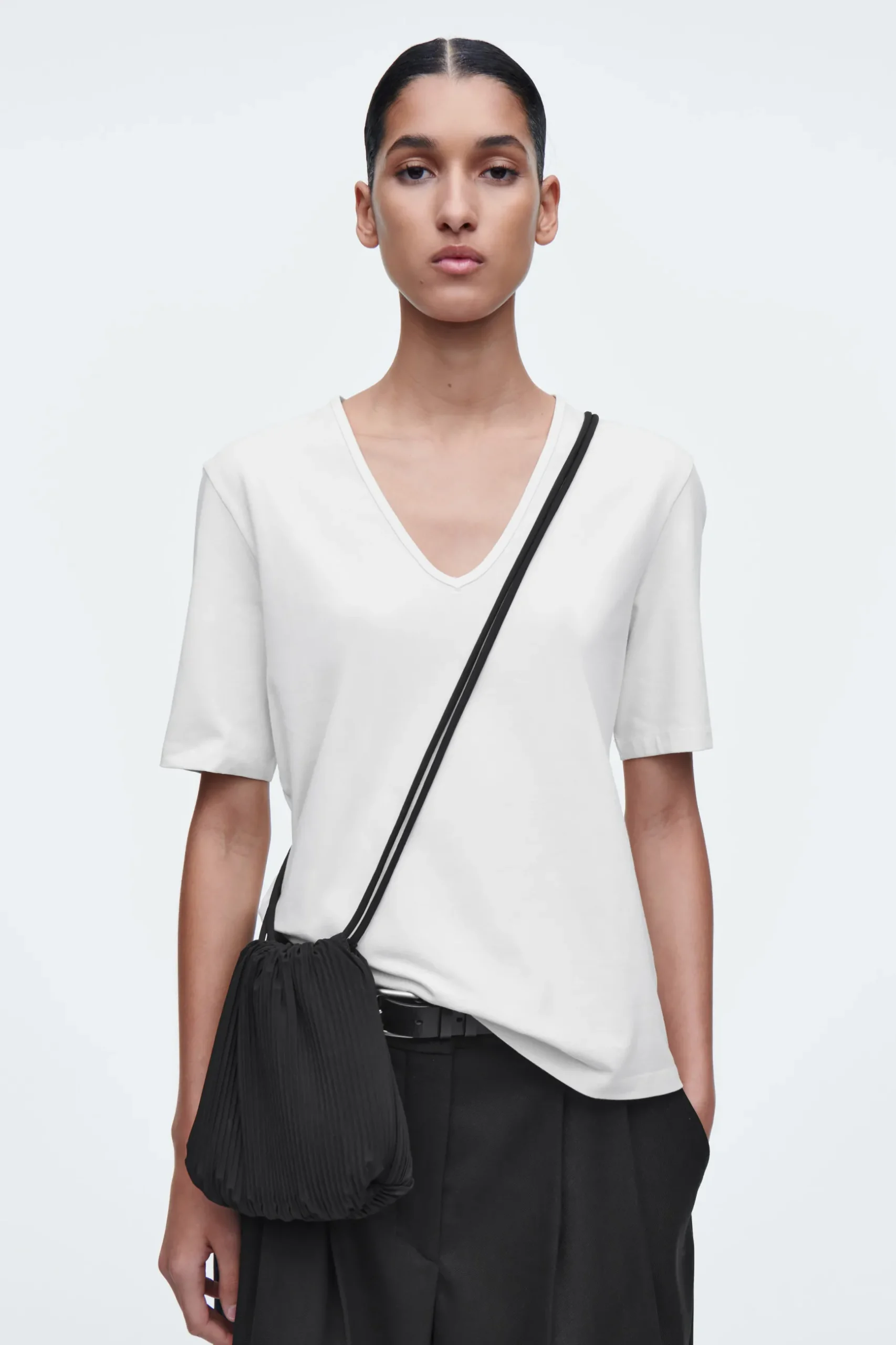 Clearance COS TOREBKA SCALLOP TYPU CROSSBODY Czarny