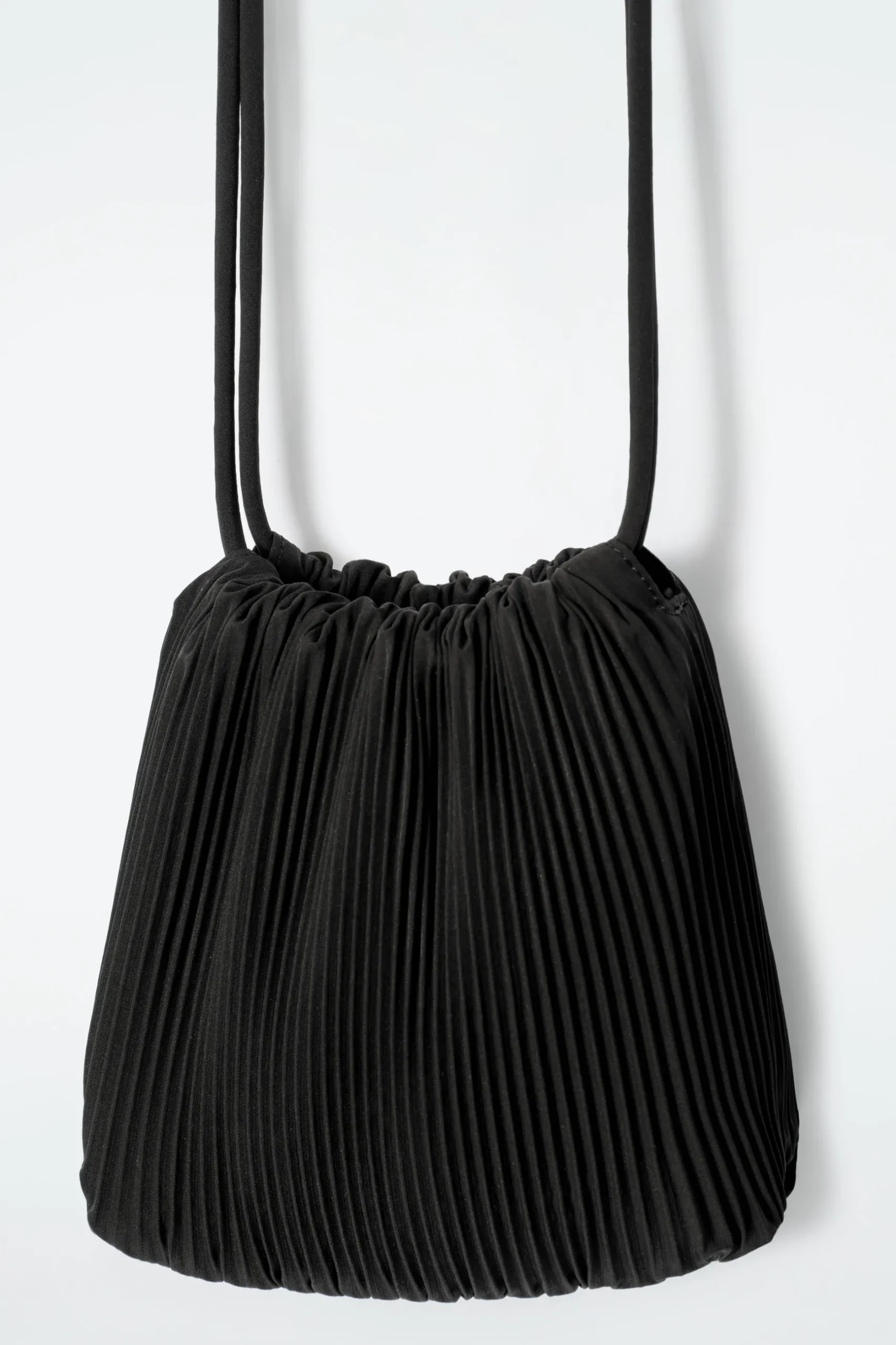 Clearance COS TOREBKA SCALLOP TYPU CROSSBODY Czarny
