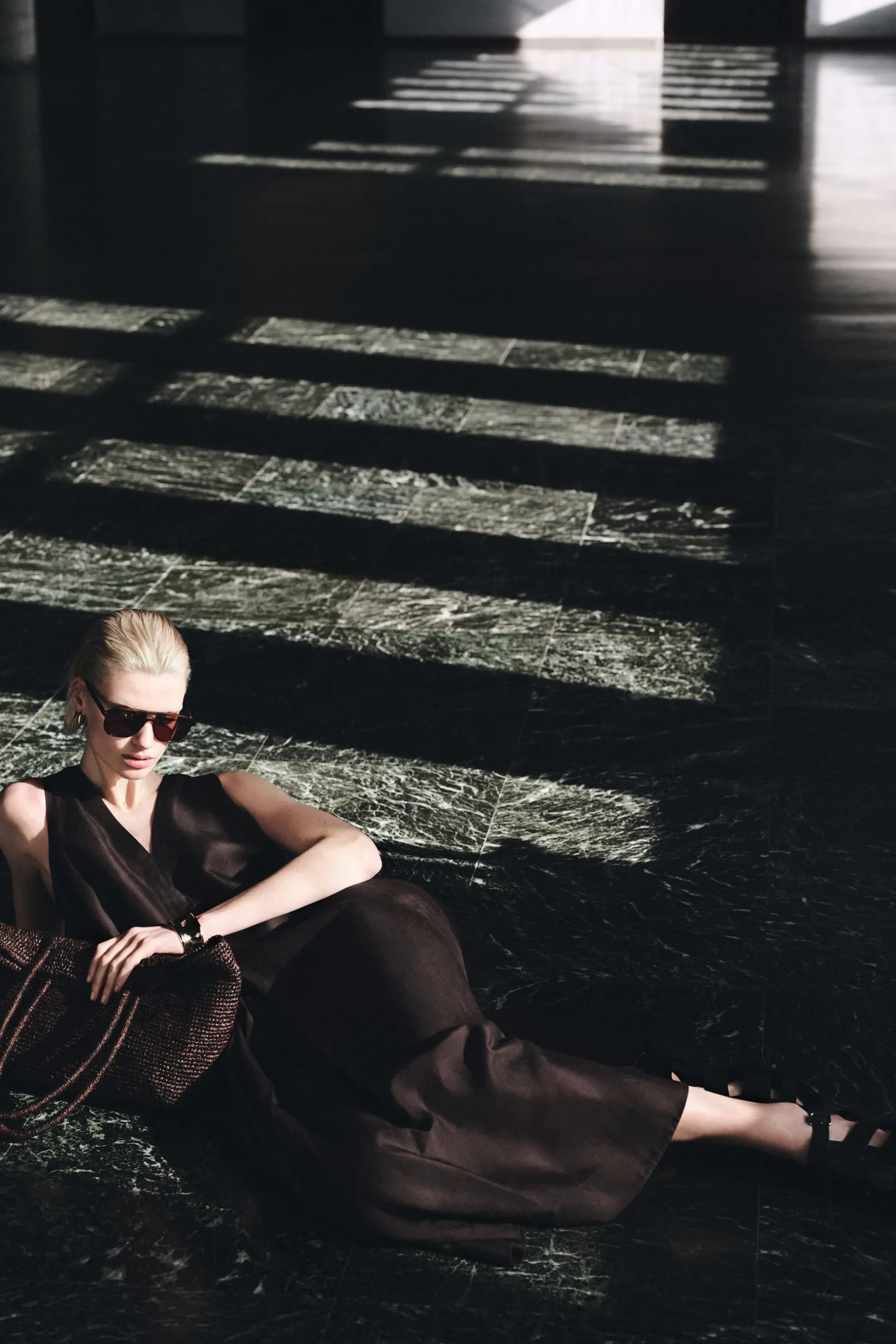 Fashion COS TRAPEZOWA SUKIENKA MAXI Z LNEM