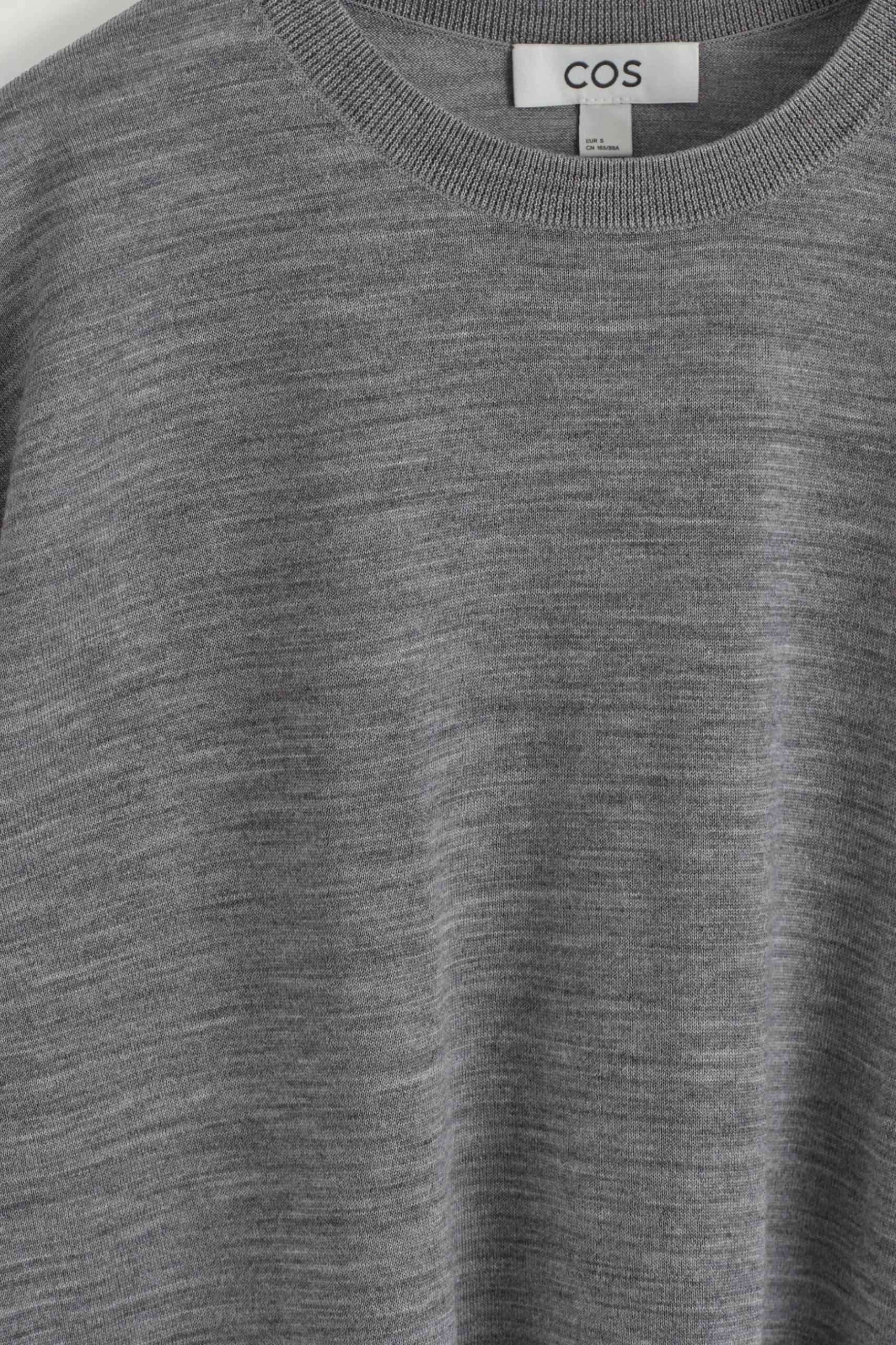 Outlet COS T-SHIRT Z WEŁNĄ MERINO