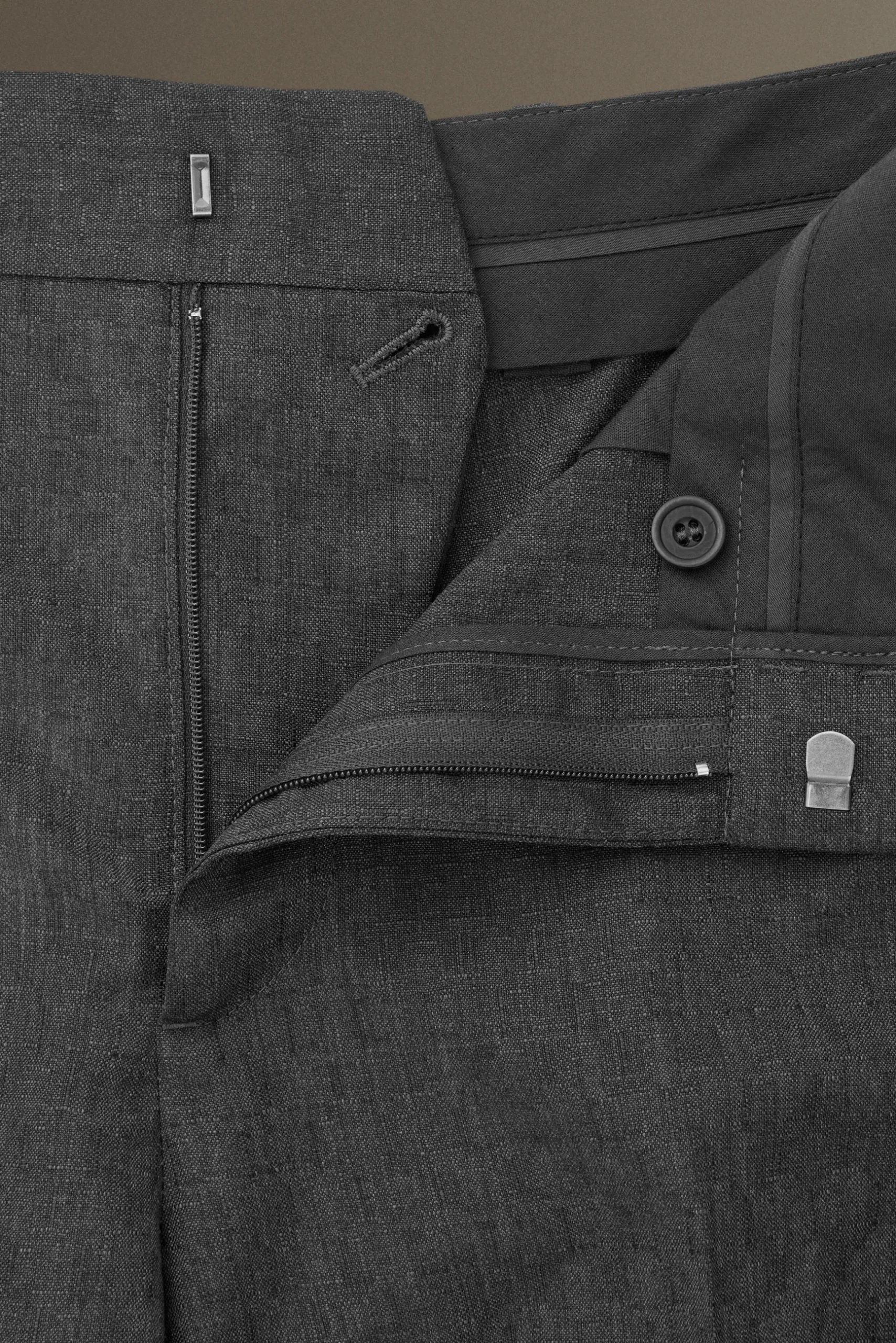 New COS ŻAKARDOWE WEŁNIANE SPODNIE – SLIM FIT Szarymelanż