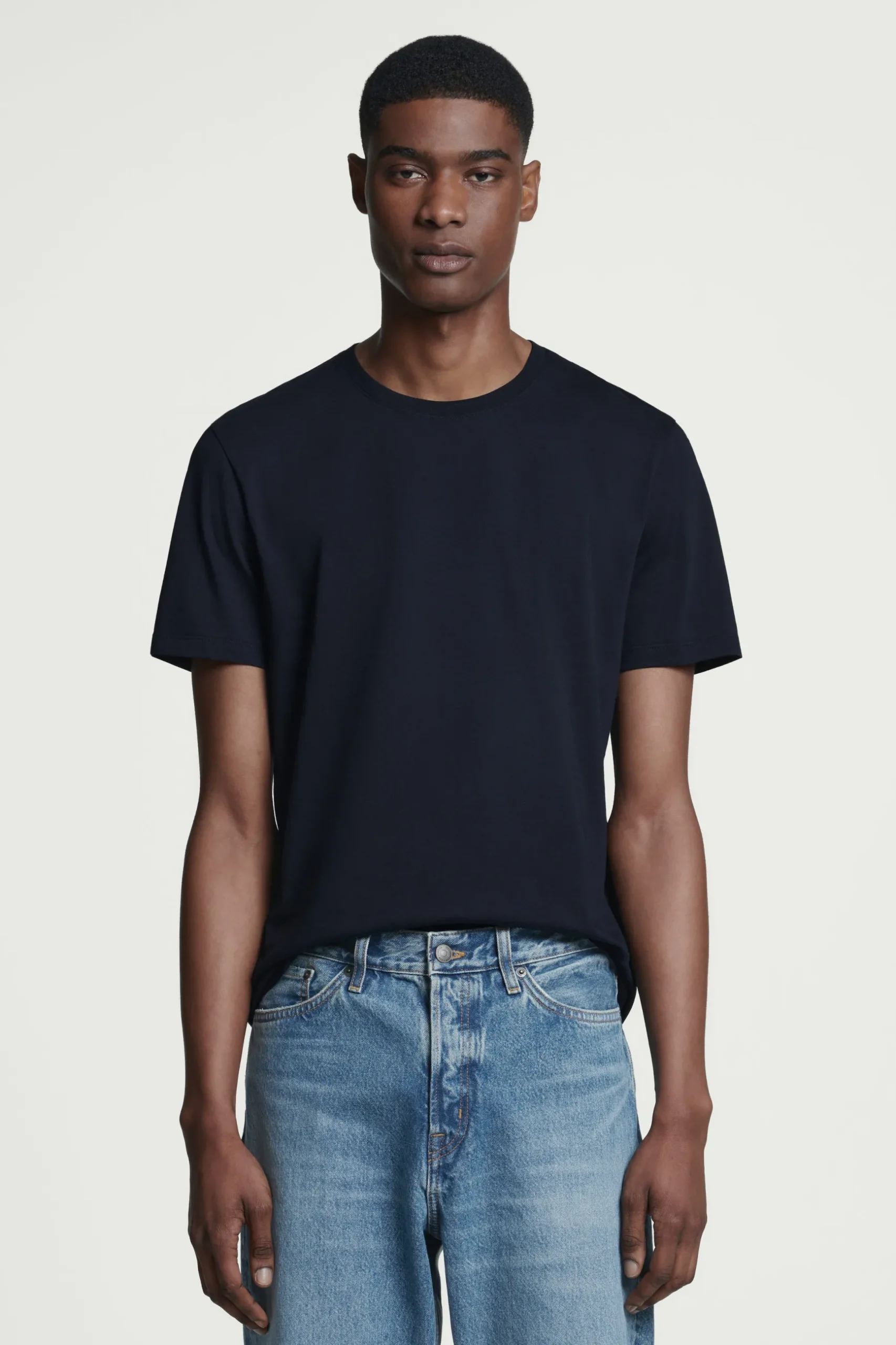 Clearance COS BAWEŁNIANY T-SHIRT – REGULAR FIT Granatowy