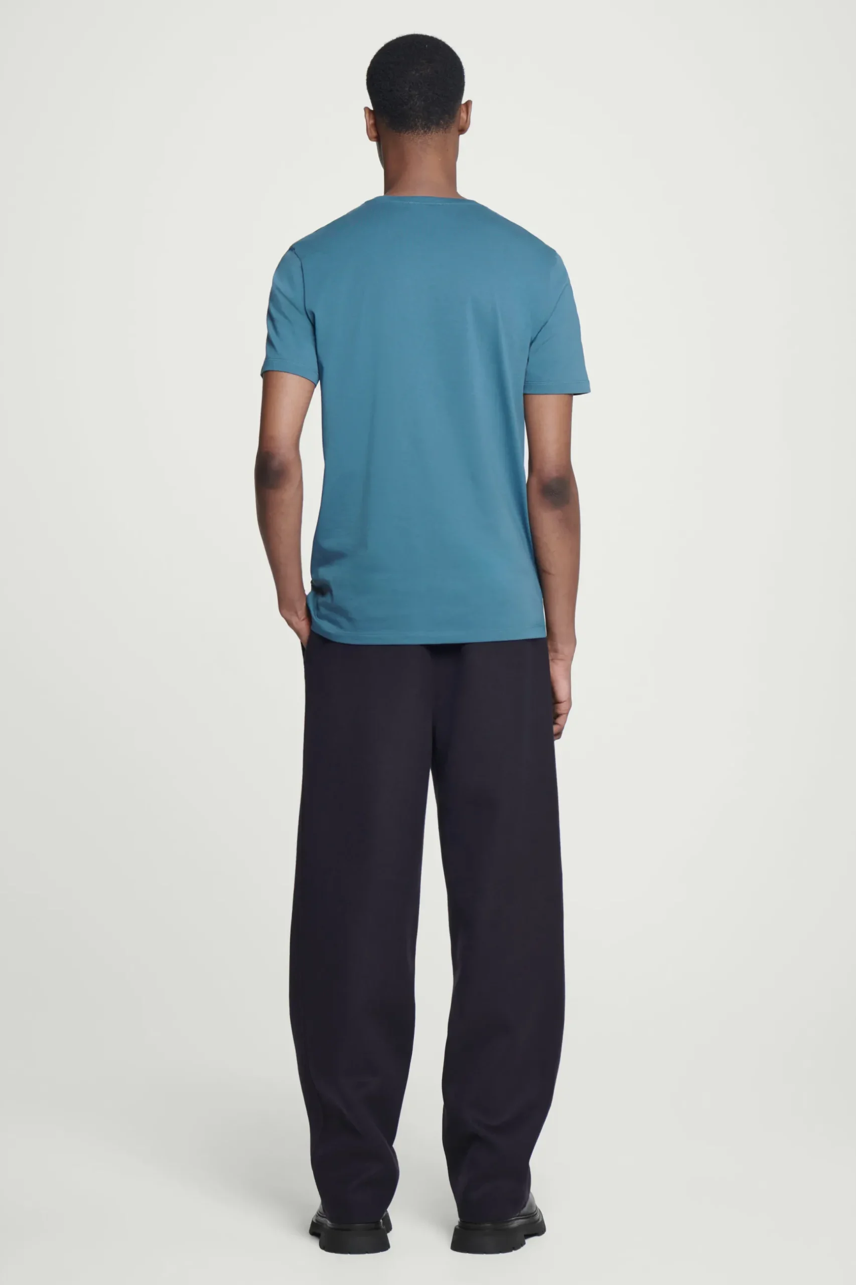 Discount COS BAWEŁNIANY T-SHIRT – REGULAR FIT Niebieski