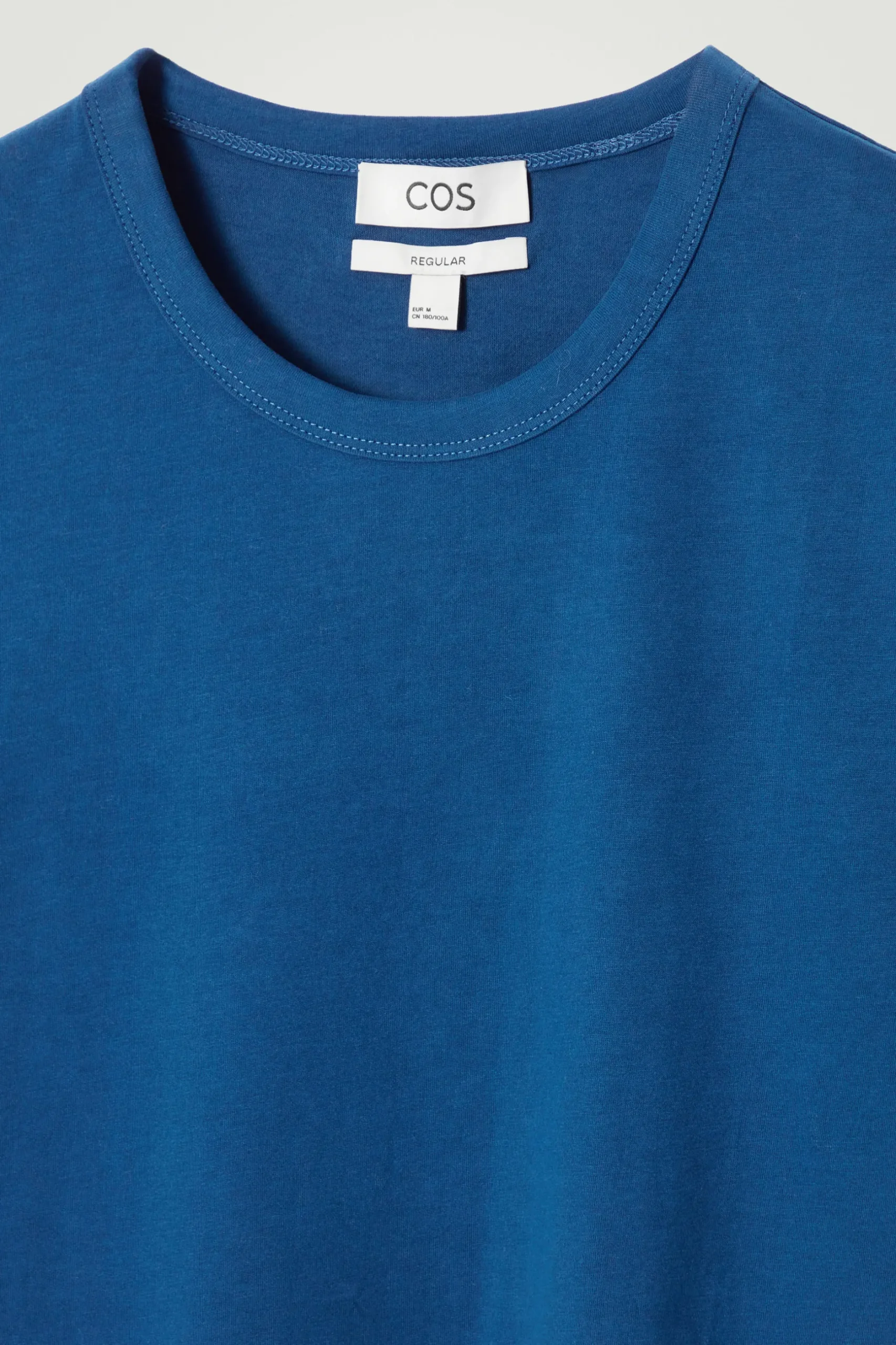 Discount COS KLASYCZNY T-SHIRT ZE SZCZOTKOWANEJ BAWEŁNY Niebieski