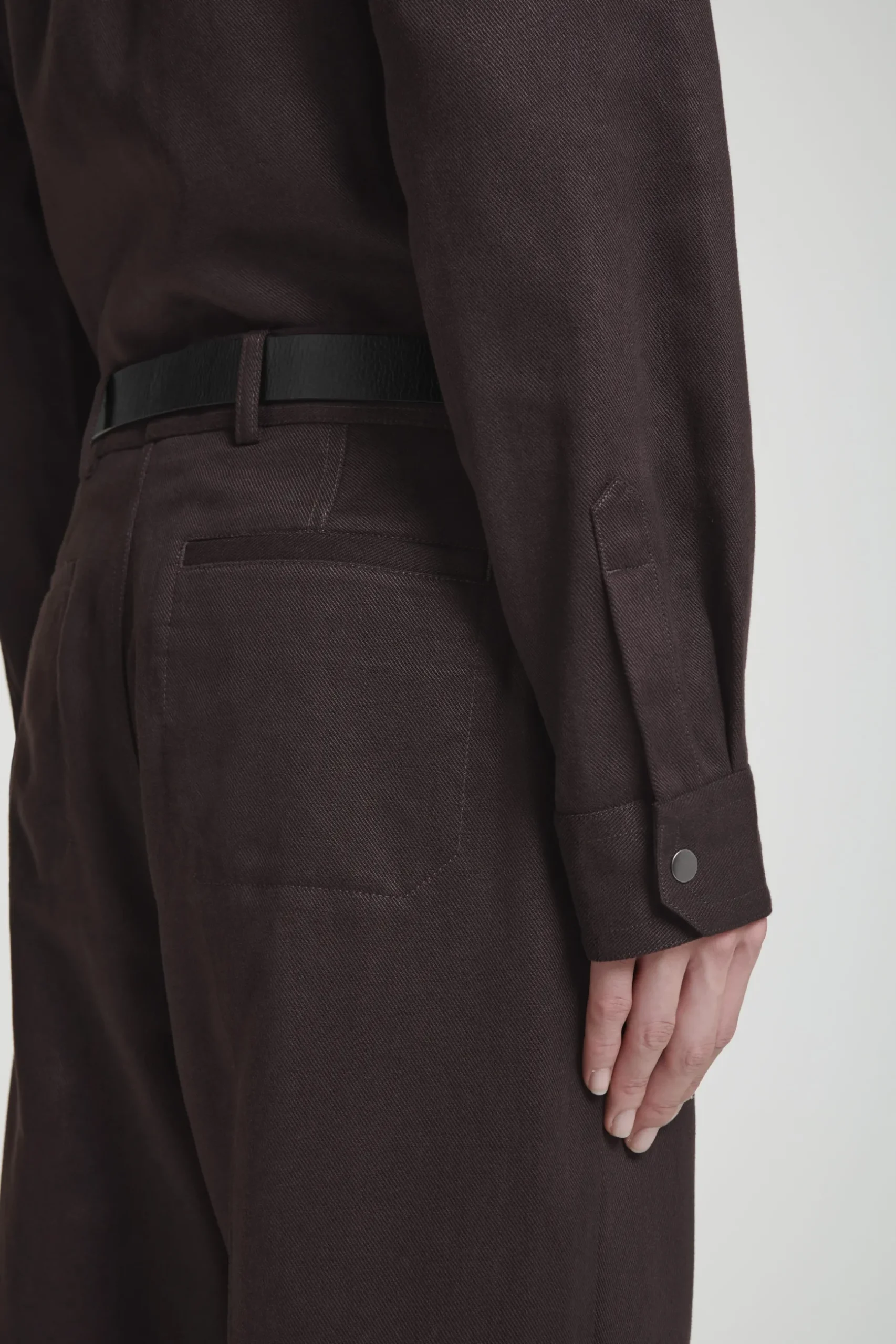 New COS KOSZULA WIERZCHNIA W STYLU UTILITY Z DIAGONALU Brązowy
