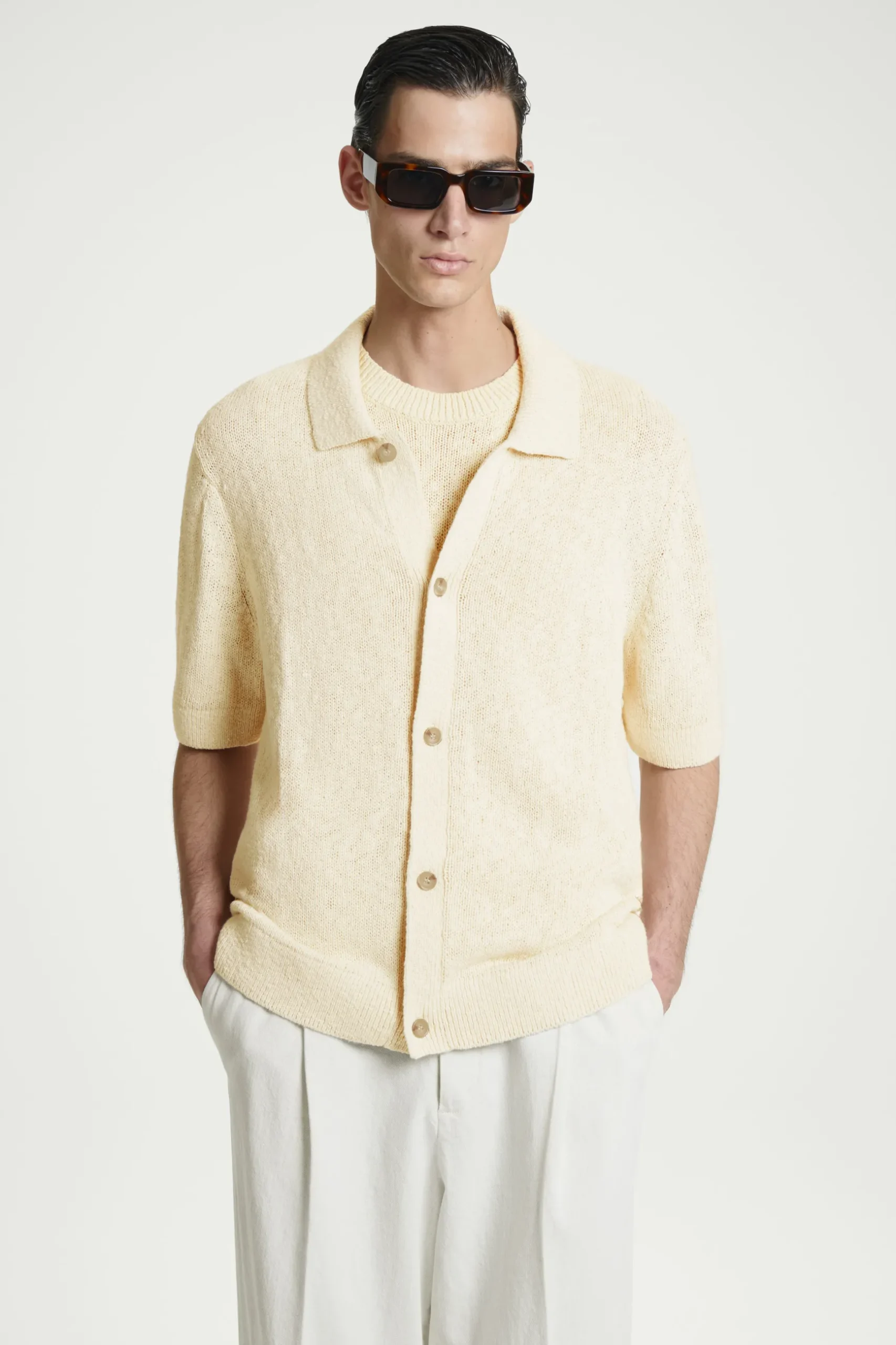 New COS KOSZULA Z MELANŻOWEJ DZIANINY – RELAXED FIT Beżowymelanż