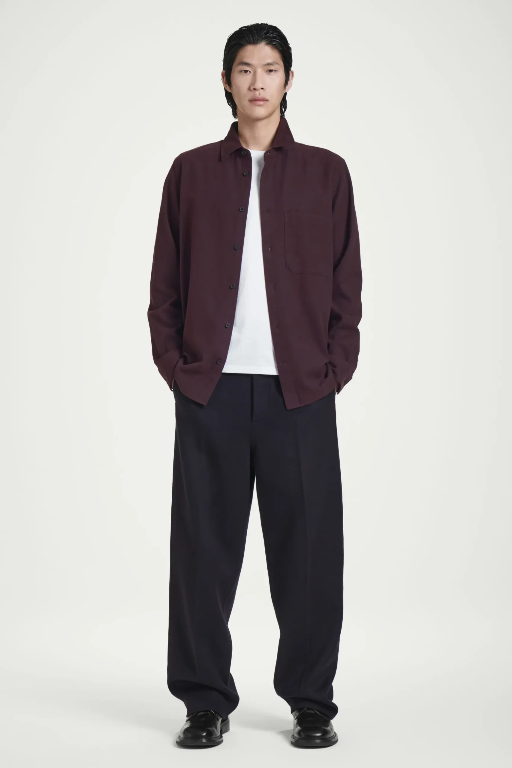 New COS KOSZULA ZE SZCZOTKOWANEGO MATERIAŁU – RELAXED FIT Burgundowy