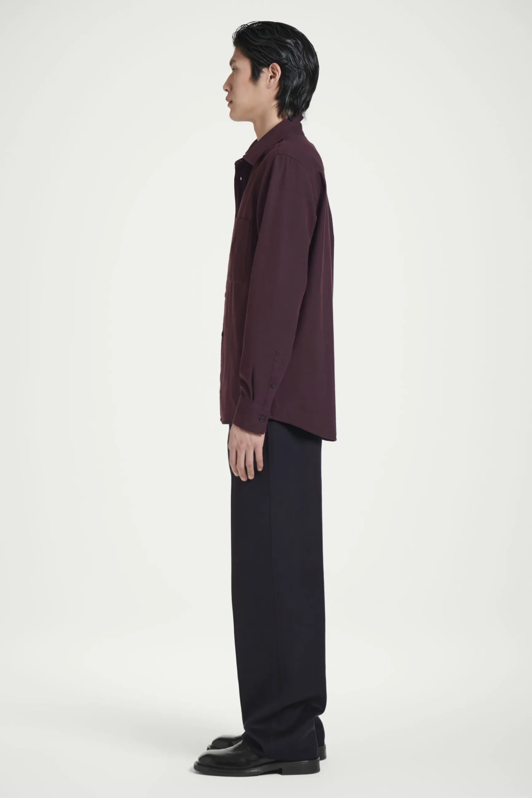 New COS KOSZULA ZE SZCZOTKOWANEGO MATERIAŁU – RELAXED FIT Burgundowy