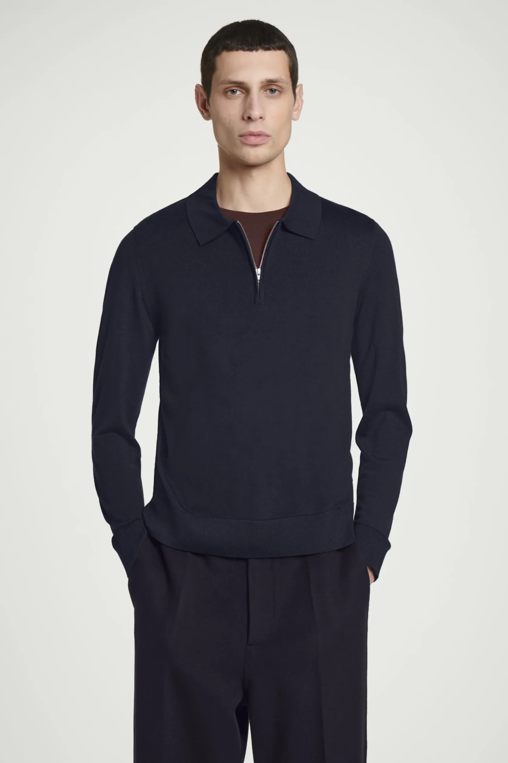 New COS KOSZULKA POLO Z WEŁNY MERINO Granatowy