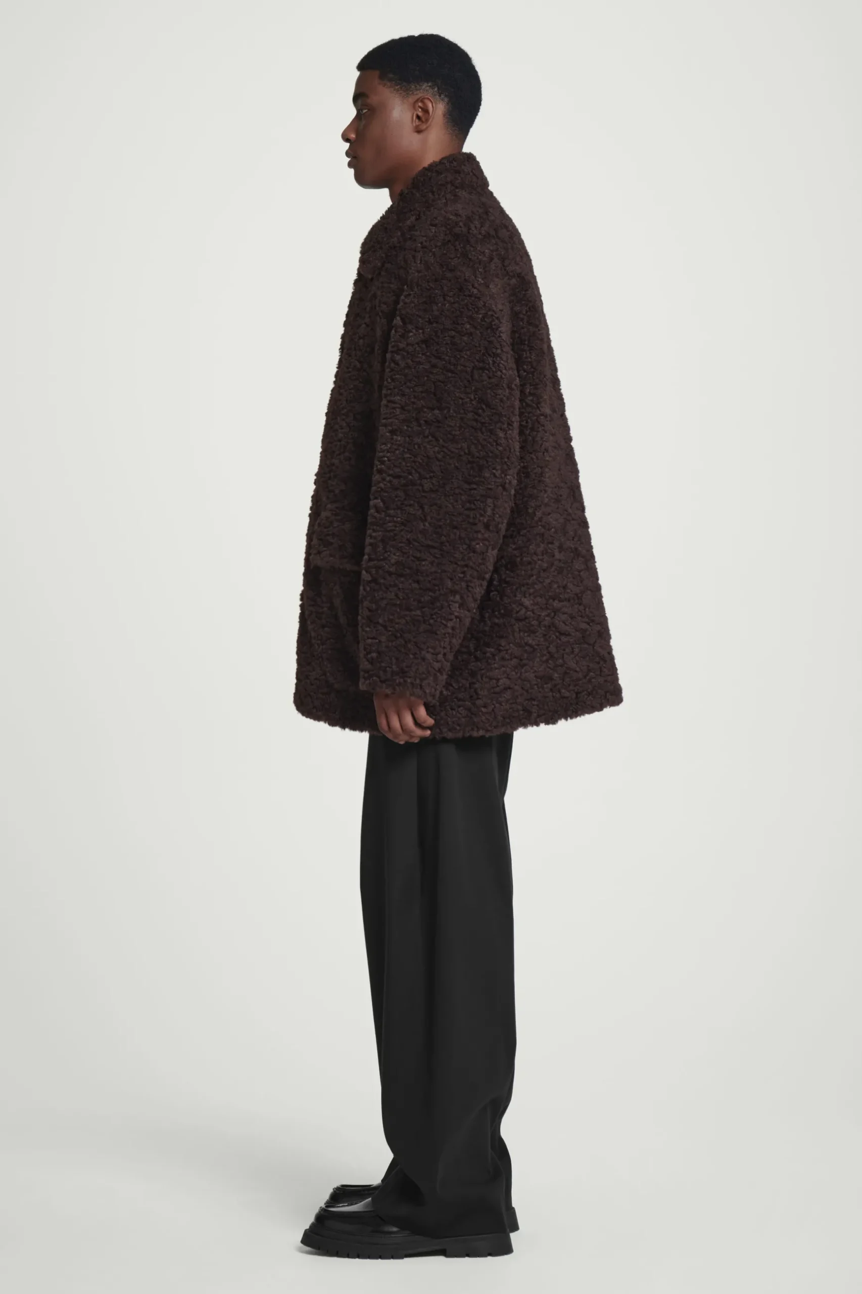 Fashion COS KURTKA Z MISIA Z WYPEŁNIENIEM Ciemnobrązowy