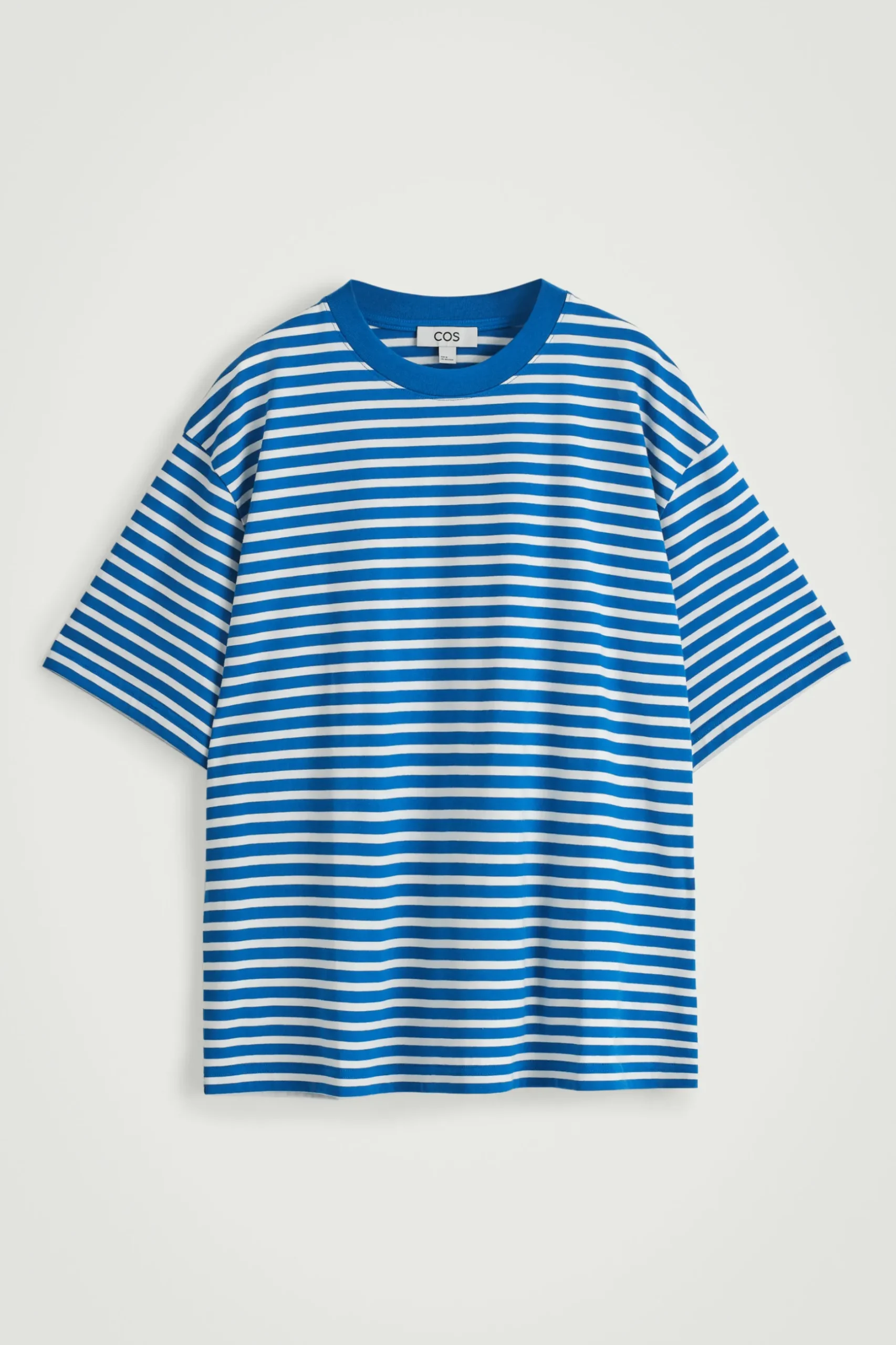 Sale COS LUŹNY T-SHIRT Z BAWEŁNY Niebieski