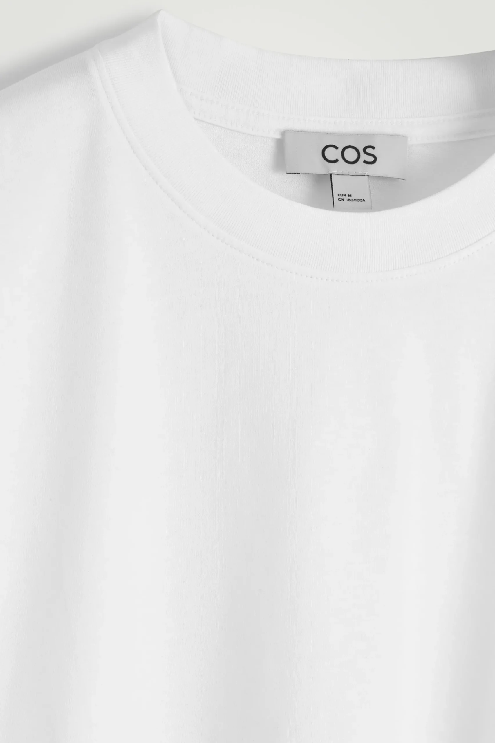 Outlet COS LUŹNY T-SHIRT Z BAWEŁNY Biały