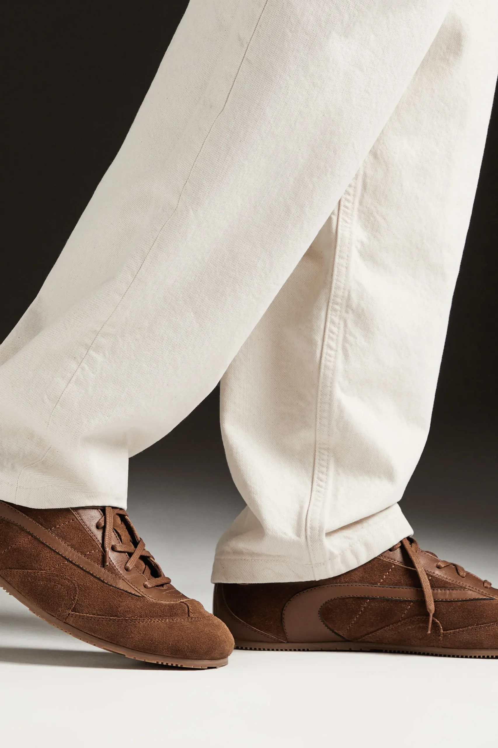 New COS MINIMALISTYCZNE BUTY SPORTOWE Z ZAMSZU Koniakowy