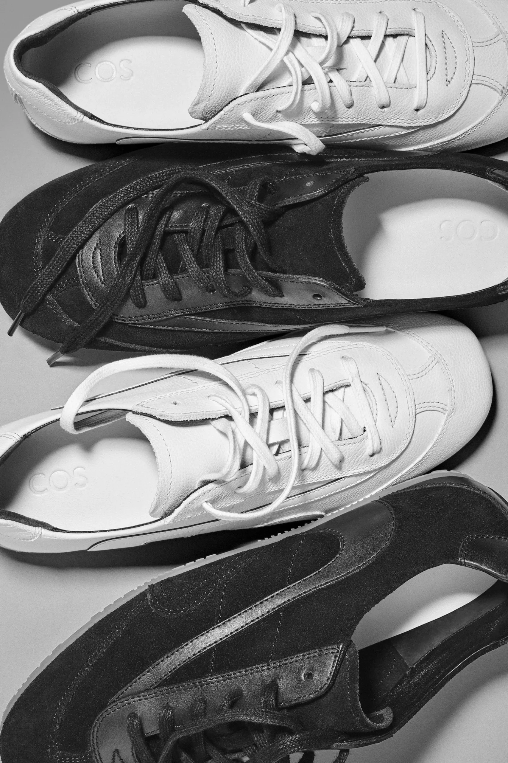Hot COS MINIMALISTYCZNE BUTY SPORTOWE ZE SKÓRY Kredowy