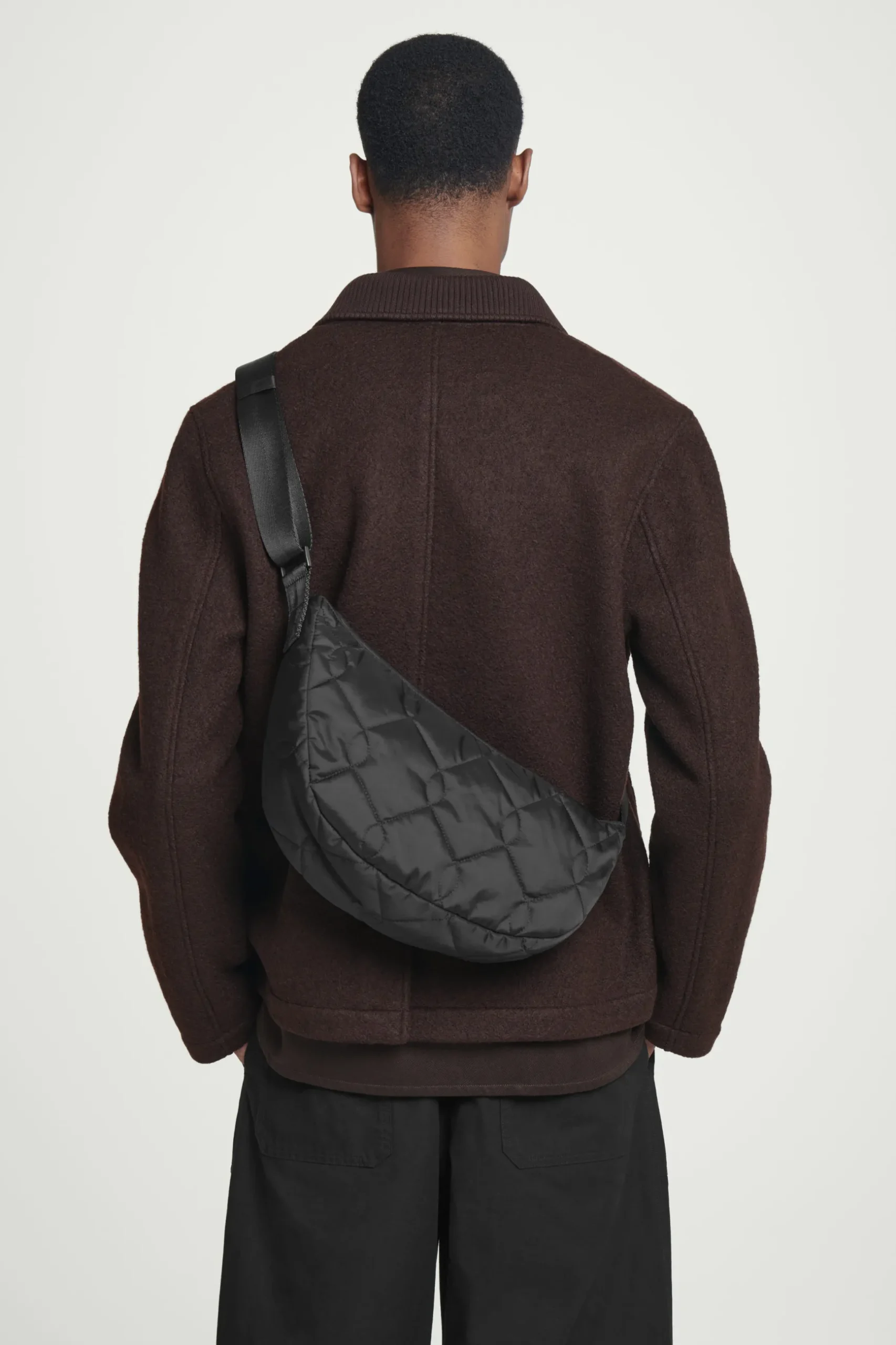 Online COS NYLONOWA PIKOWANA TORBA TYPU CROSSBODY Czarny