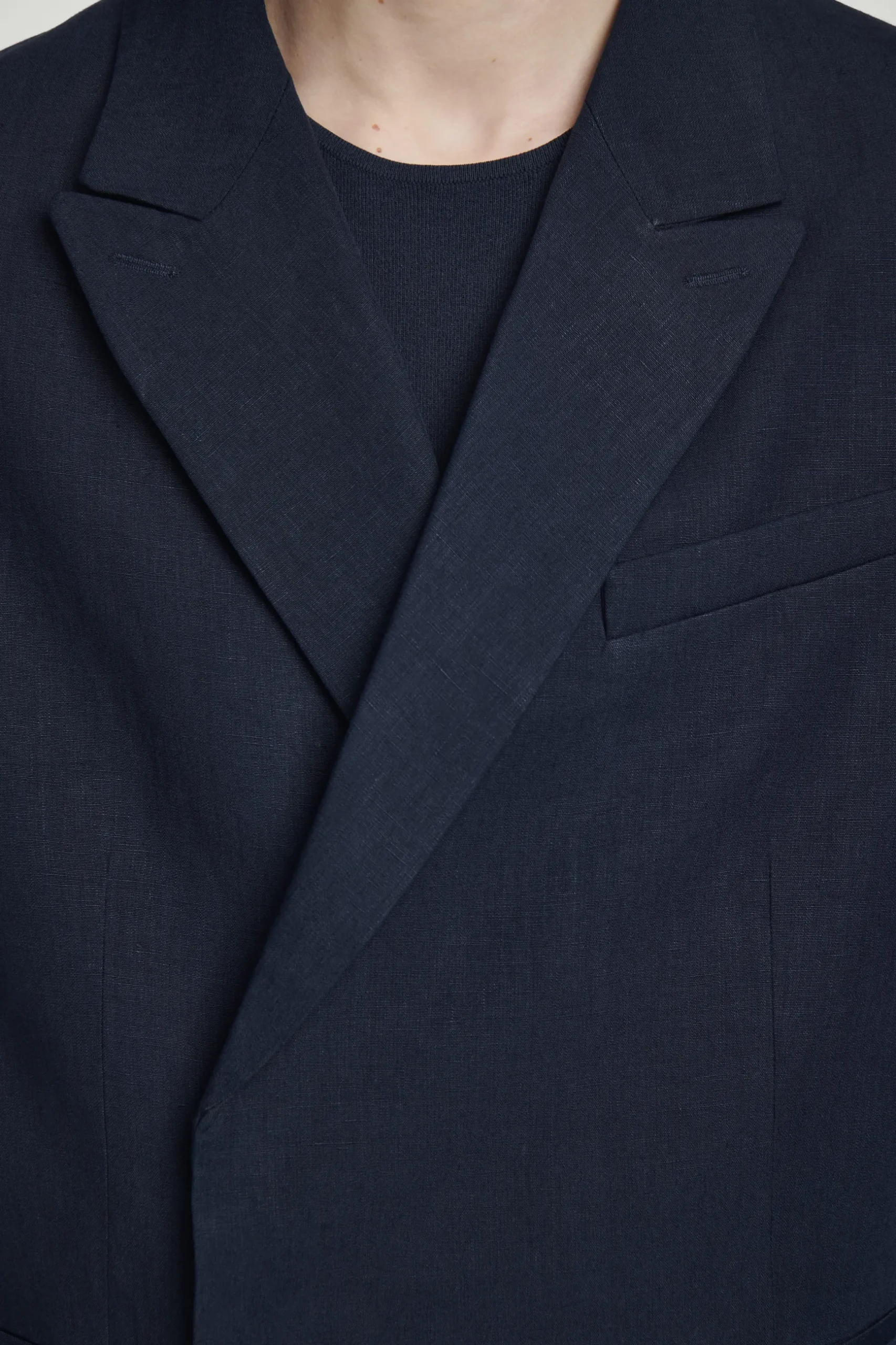 New COS RELAXED DOUBLEBREASTED LINEN BLAZER Granatowy