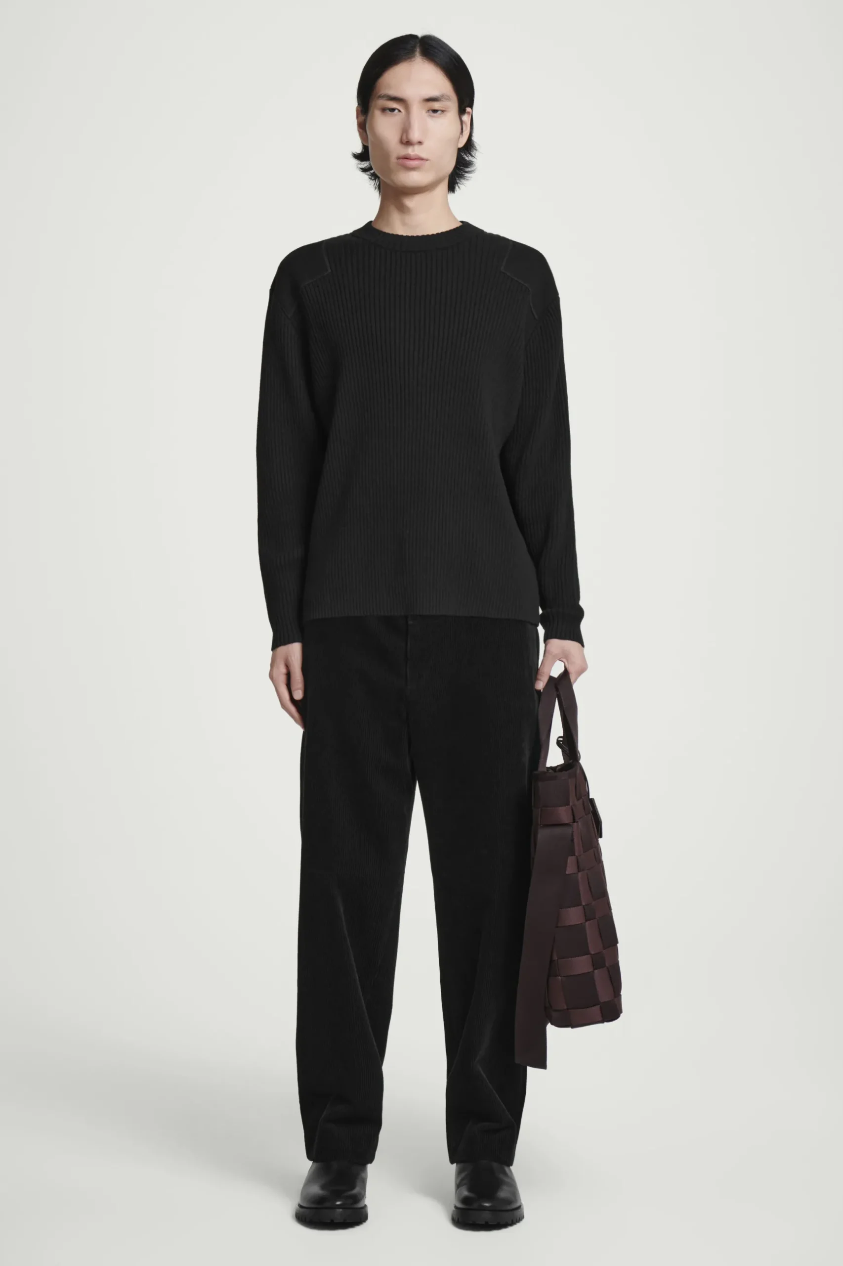 New COS SWETER Z MIESZANKI Z WEŁNĄ Z ŁATAMI Czarny