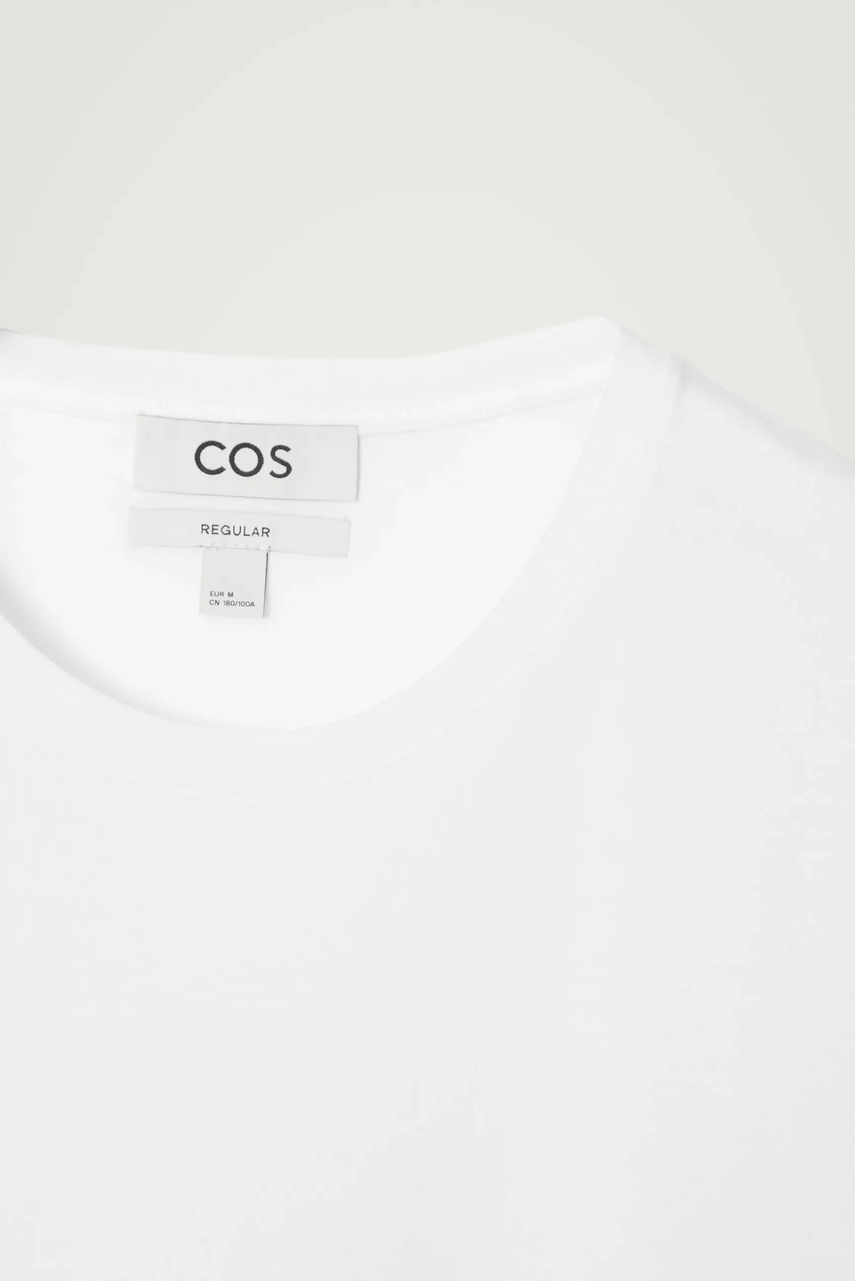Fashion COS TRÓJPAK BAWEŁNIANYCH T-SHIRTÓW – REGULAR FIT Biały