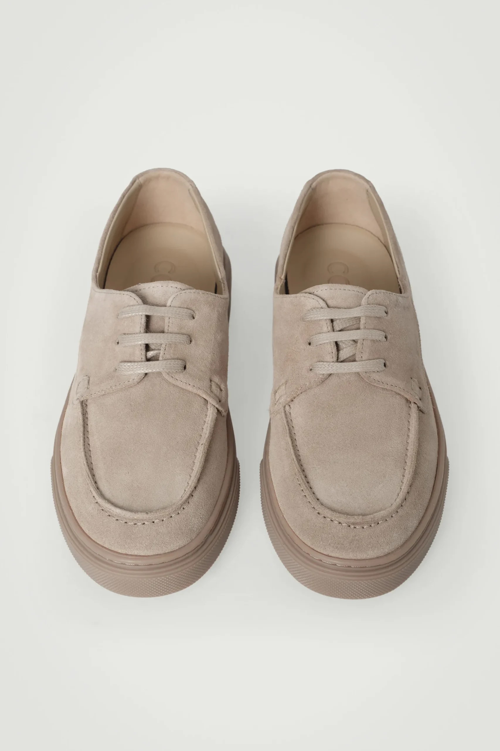 Sale COS ZAMSZOWE BUTY ŻEGLARSKIE Piaskowybrąz